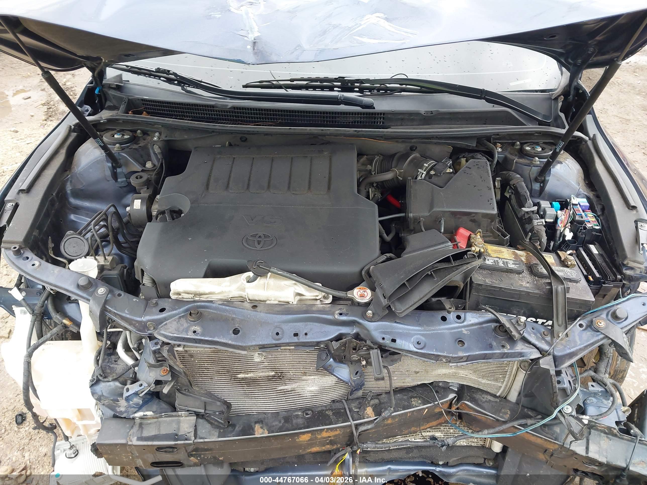 TOYOTA AVALON image 10