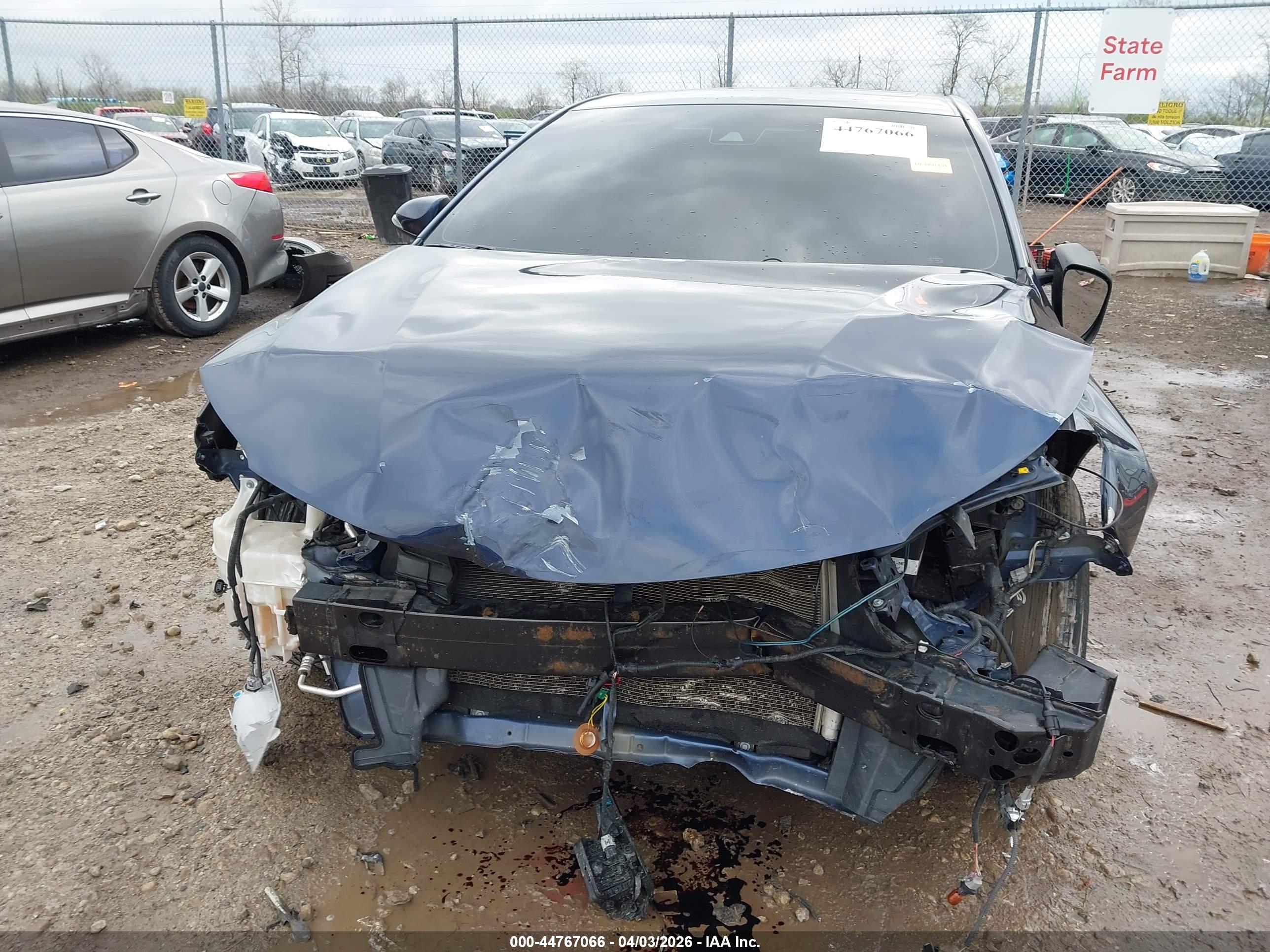 TOYOTA AVALON image 6