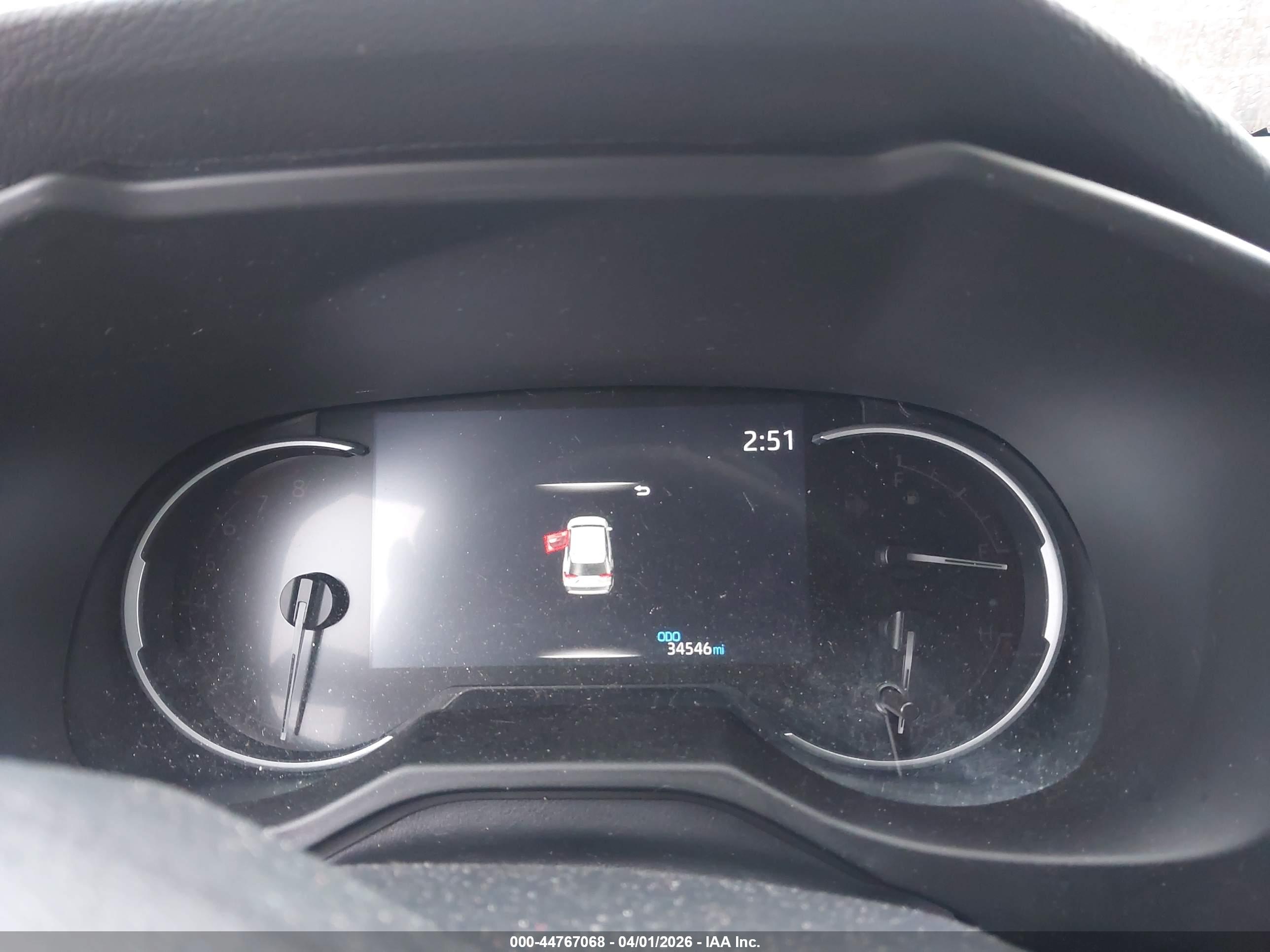 TOYOTA RAV4 image 7