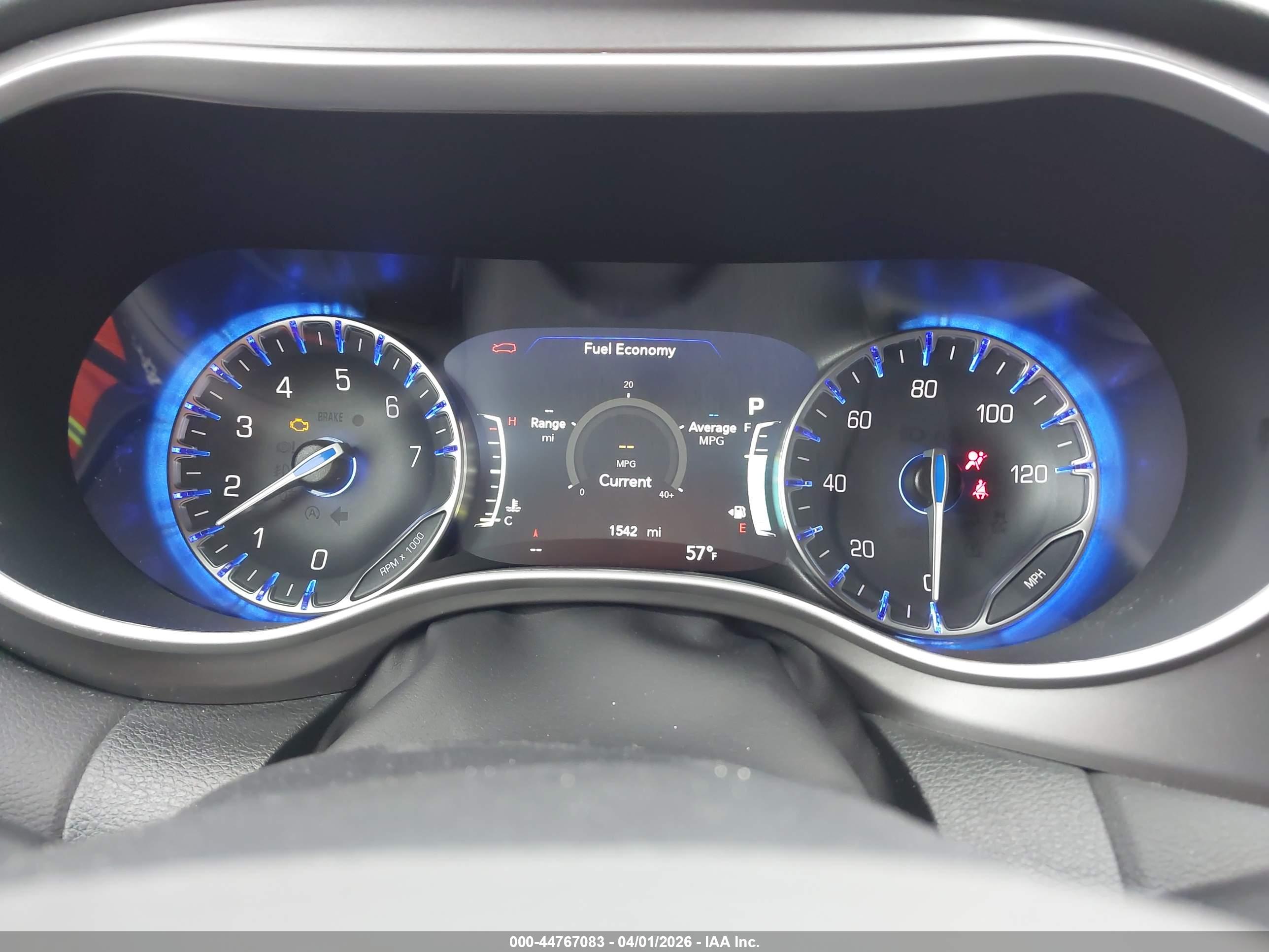 CHRYSLER PACIFICA image 7