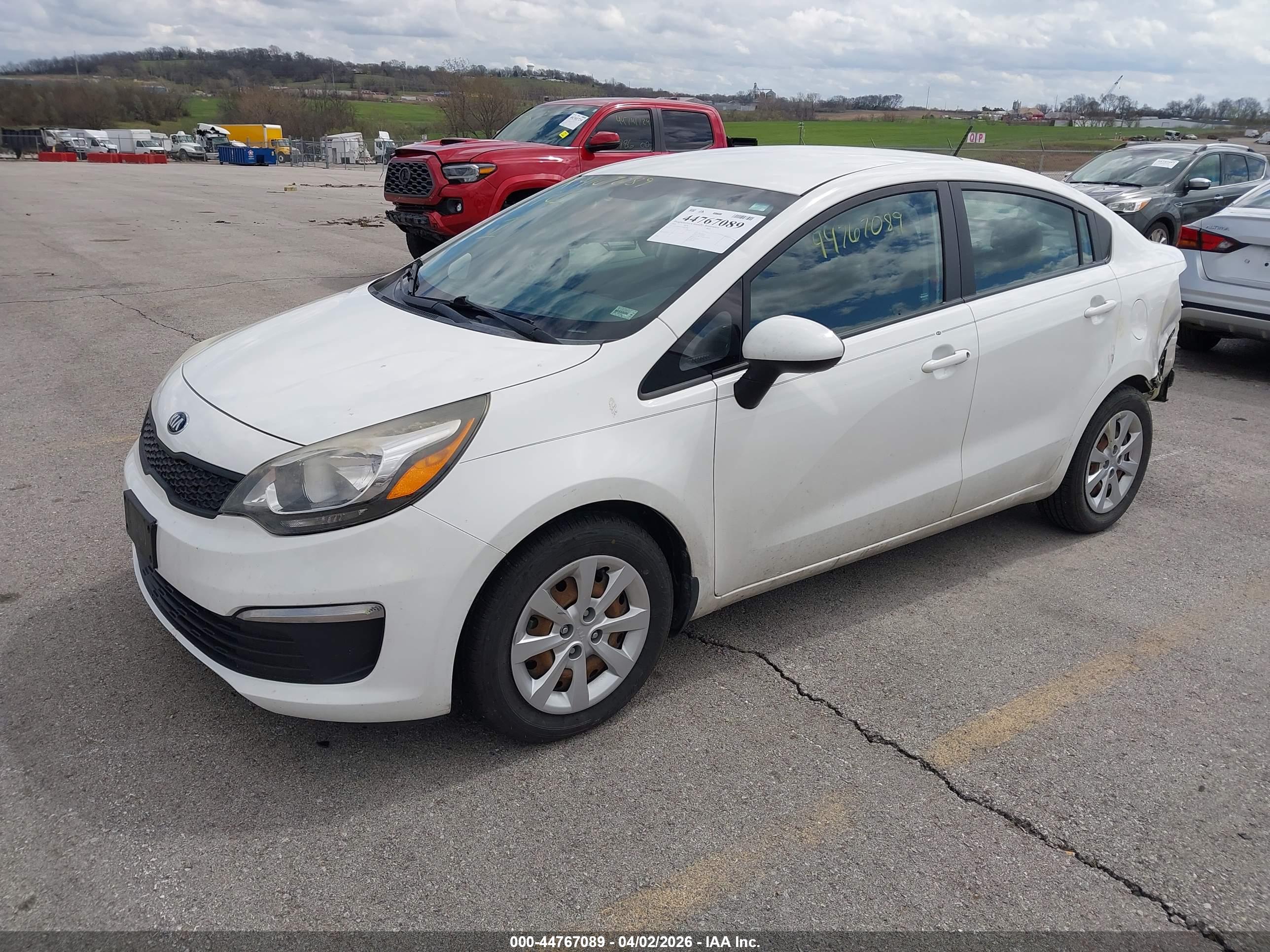 KIA RIO image 2