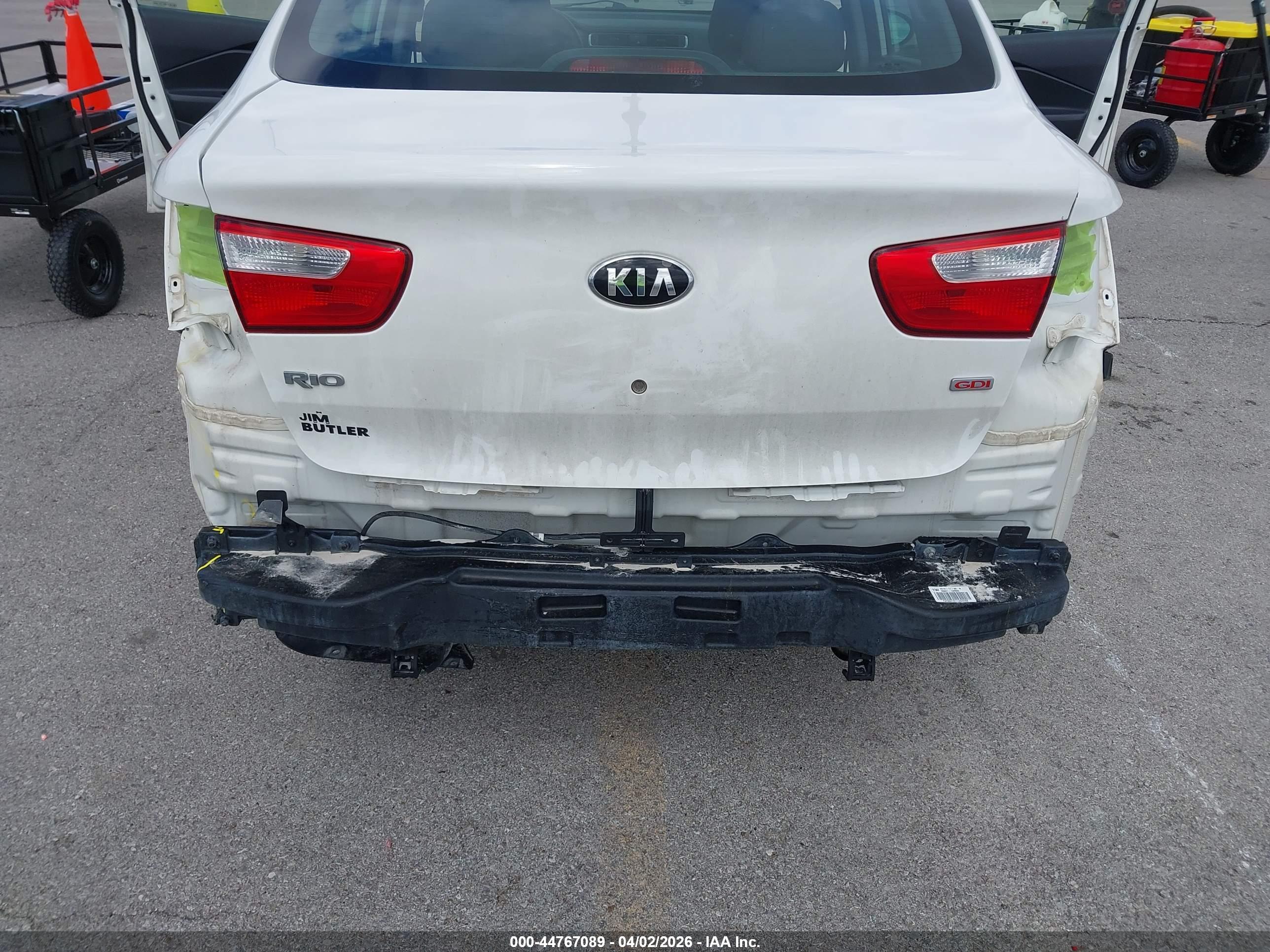 KIA RIO image 6