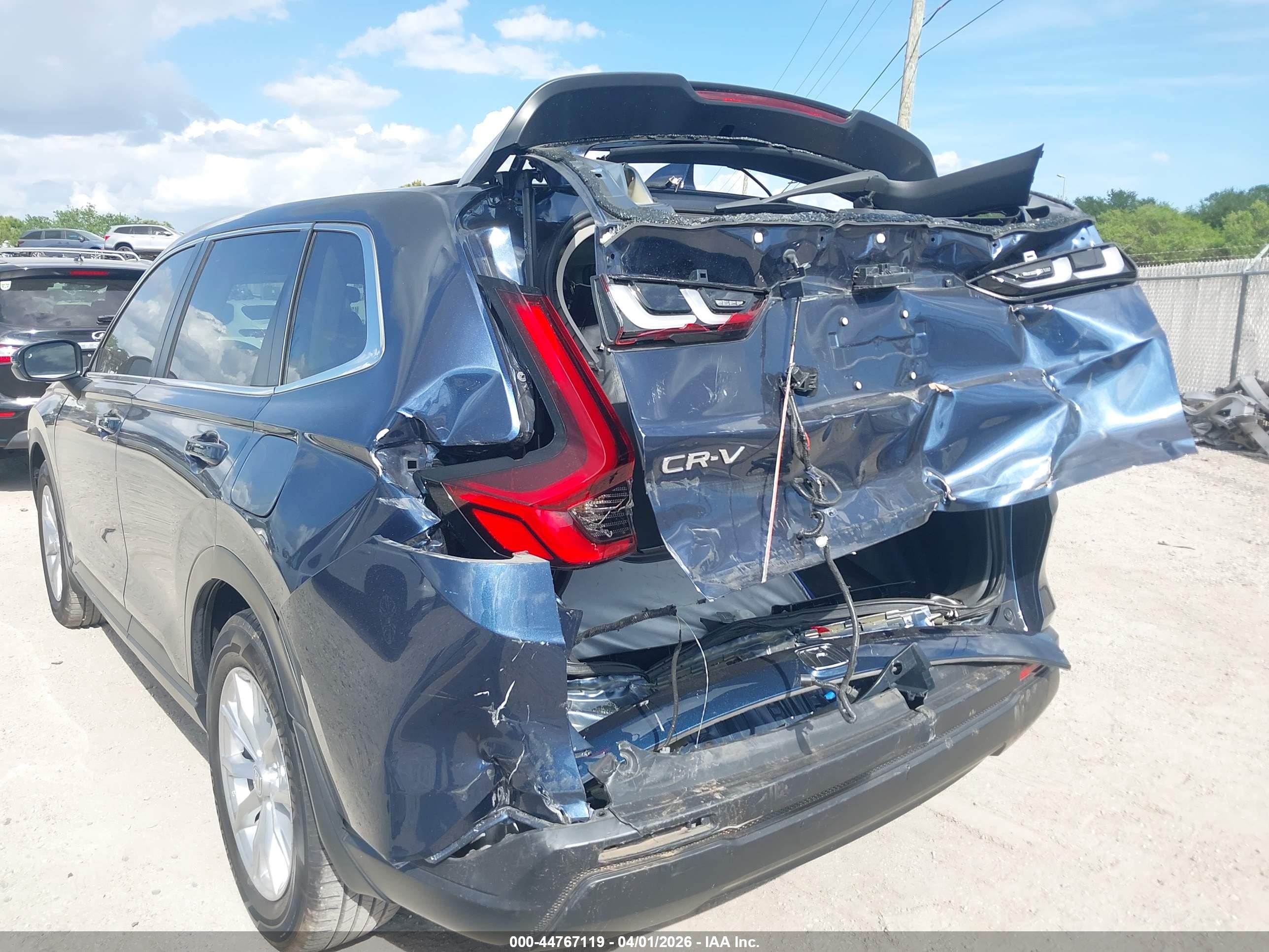 HONDA CR-V image 6