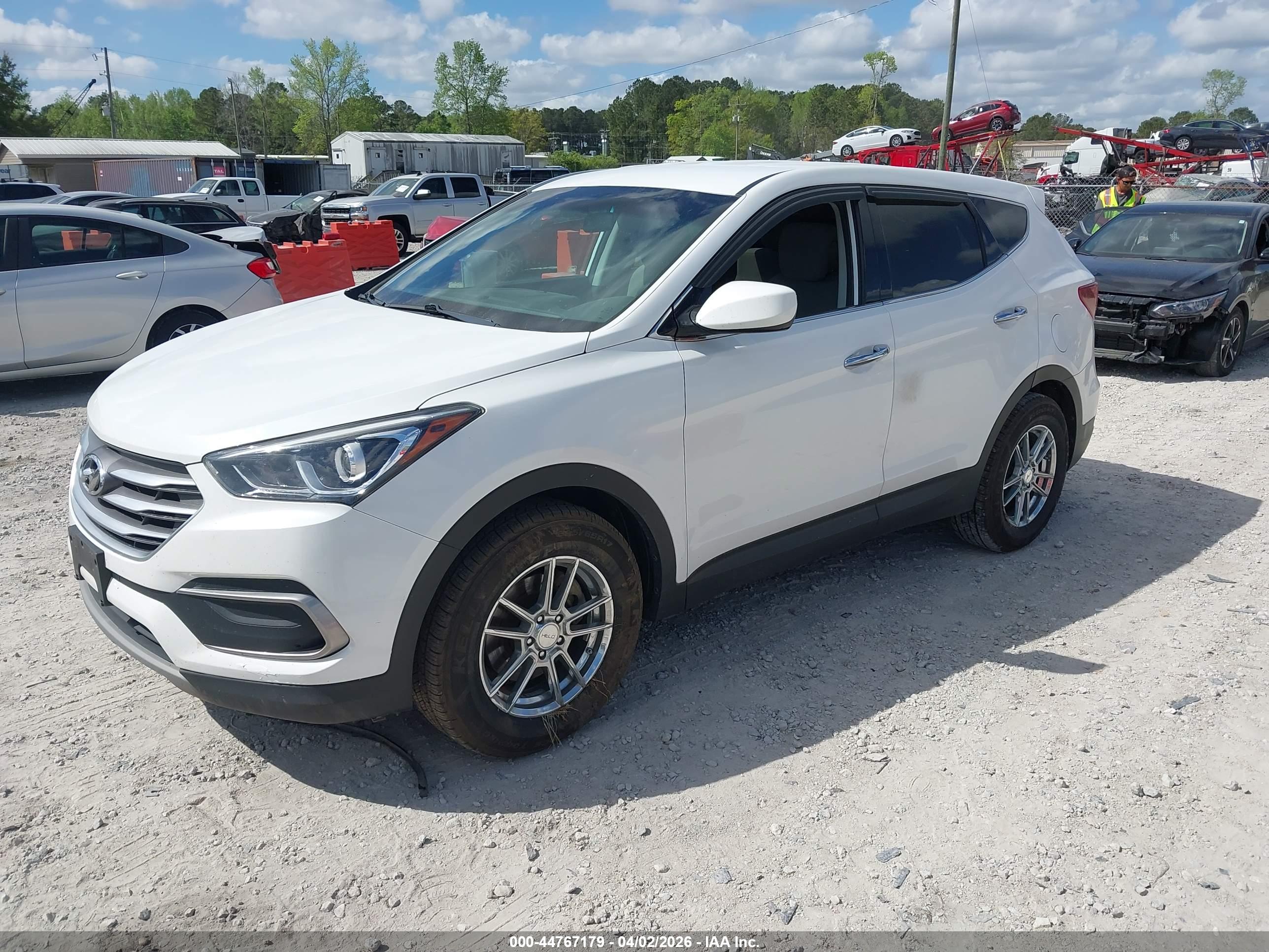 HYUNDAI SANTA image 2