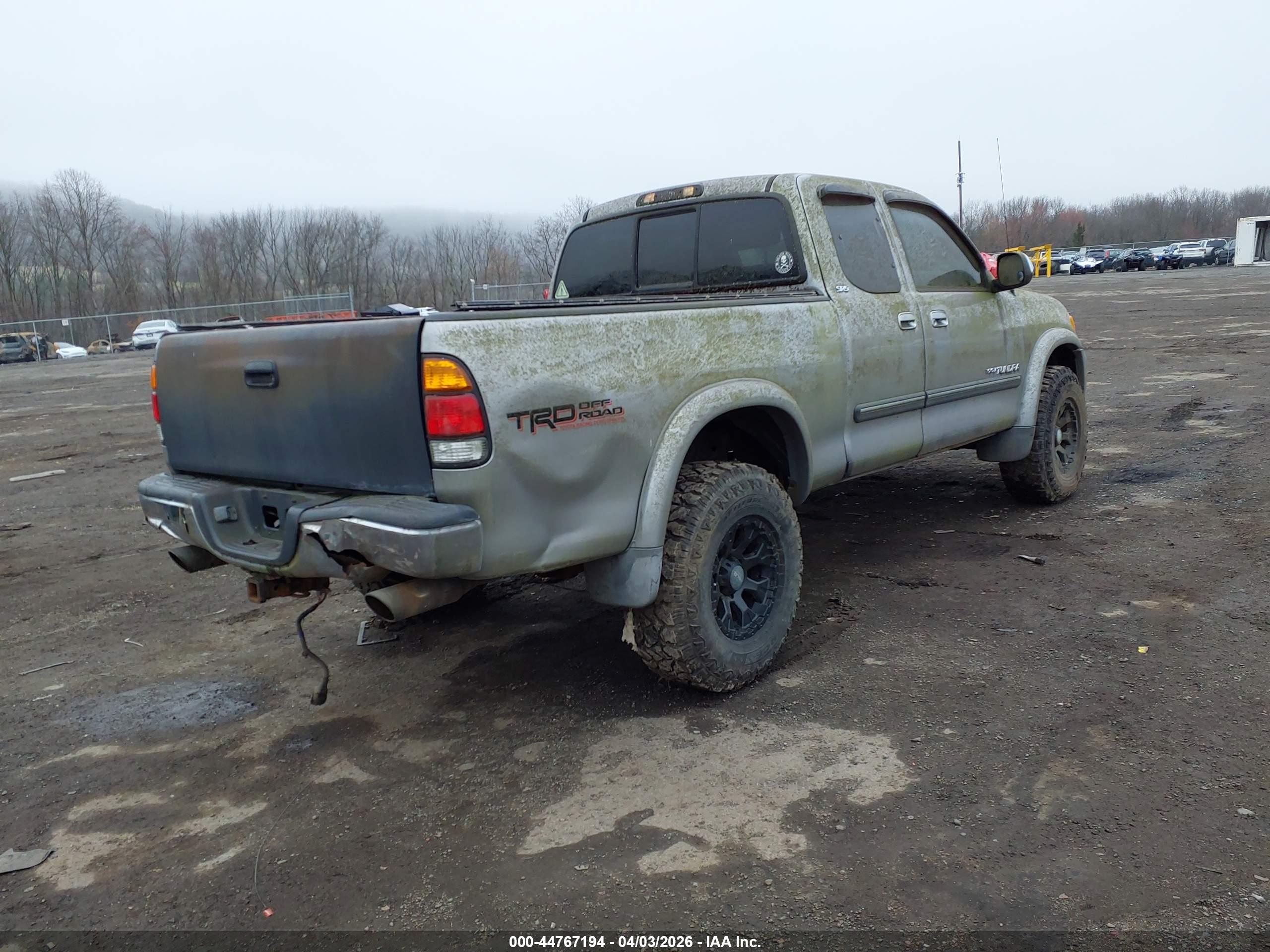 TOYOTA TUNDRA image 4