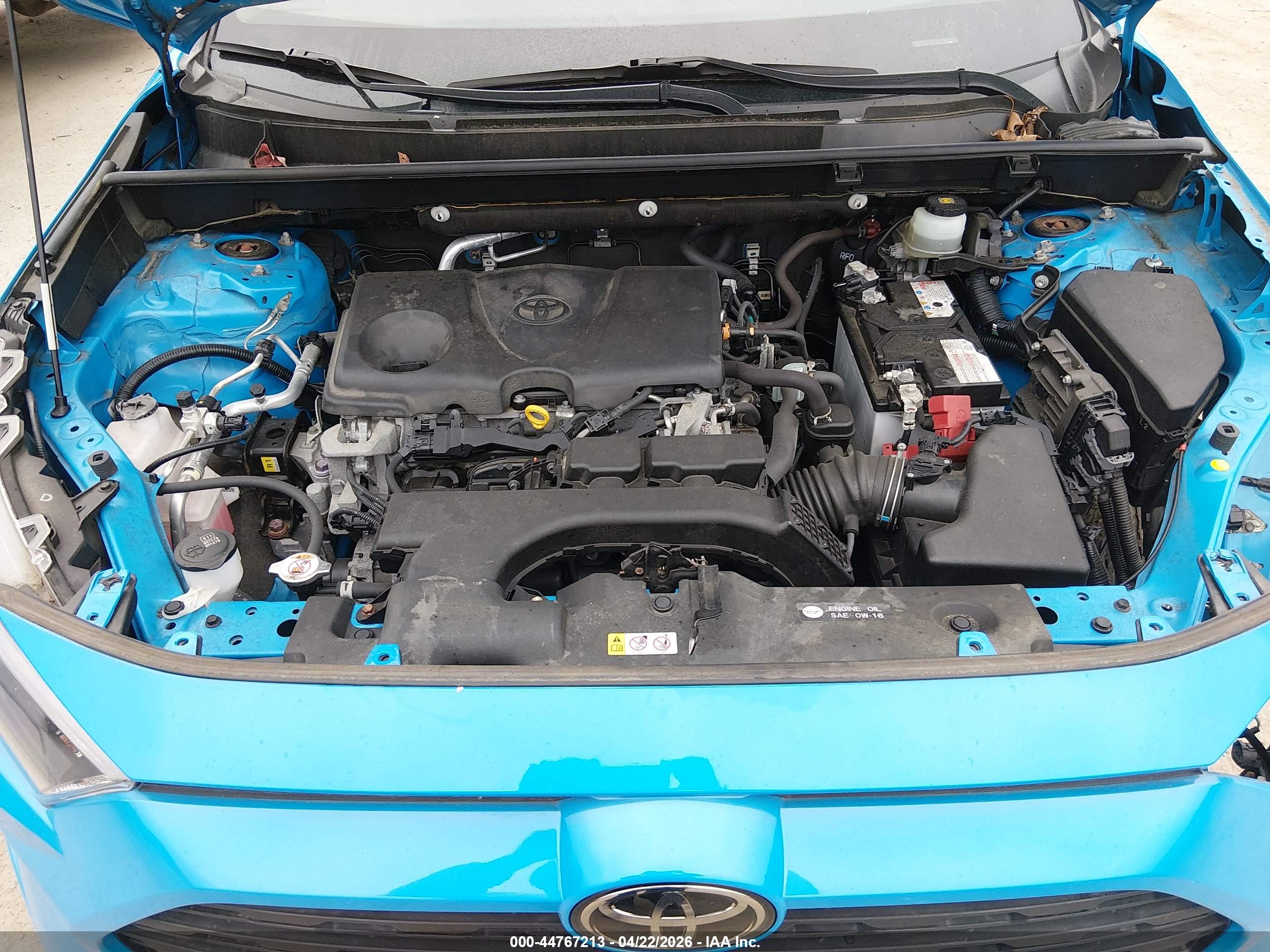 TOYOTA RAV4 image 10