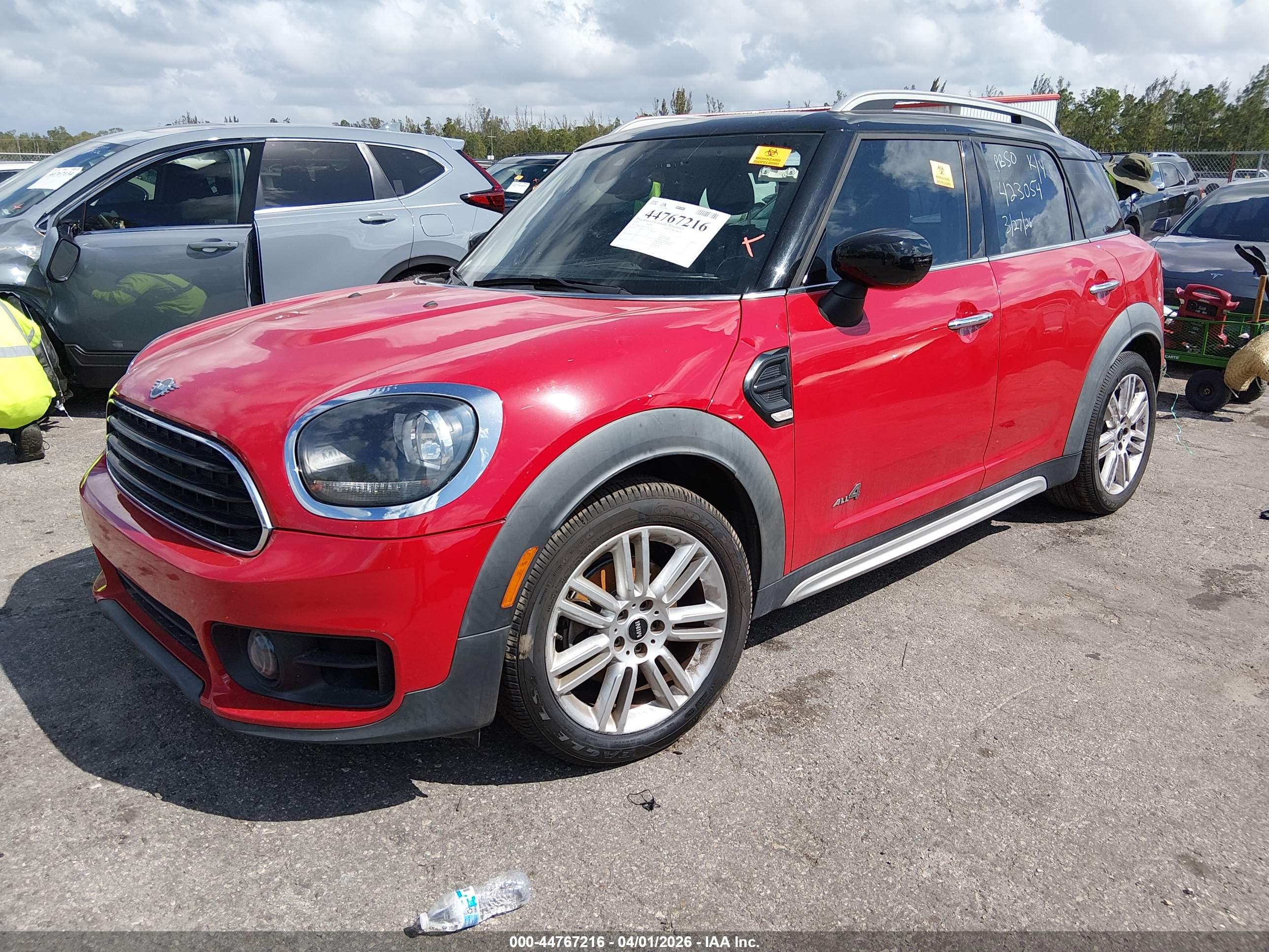 MINI COUNTRYMAN image 2