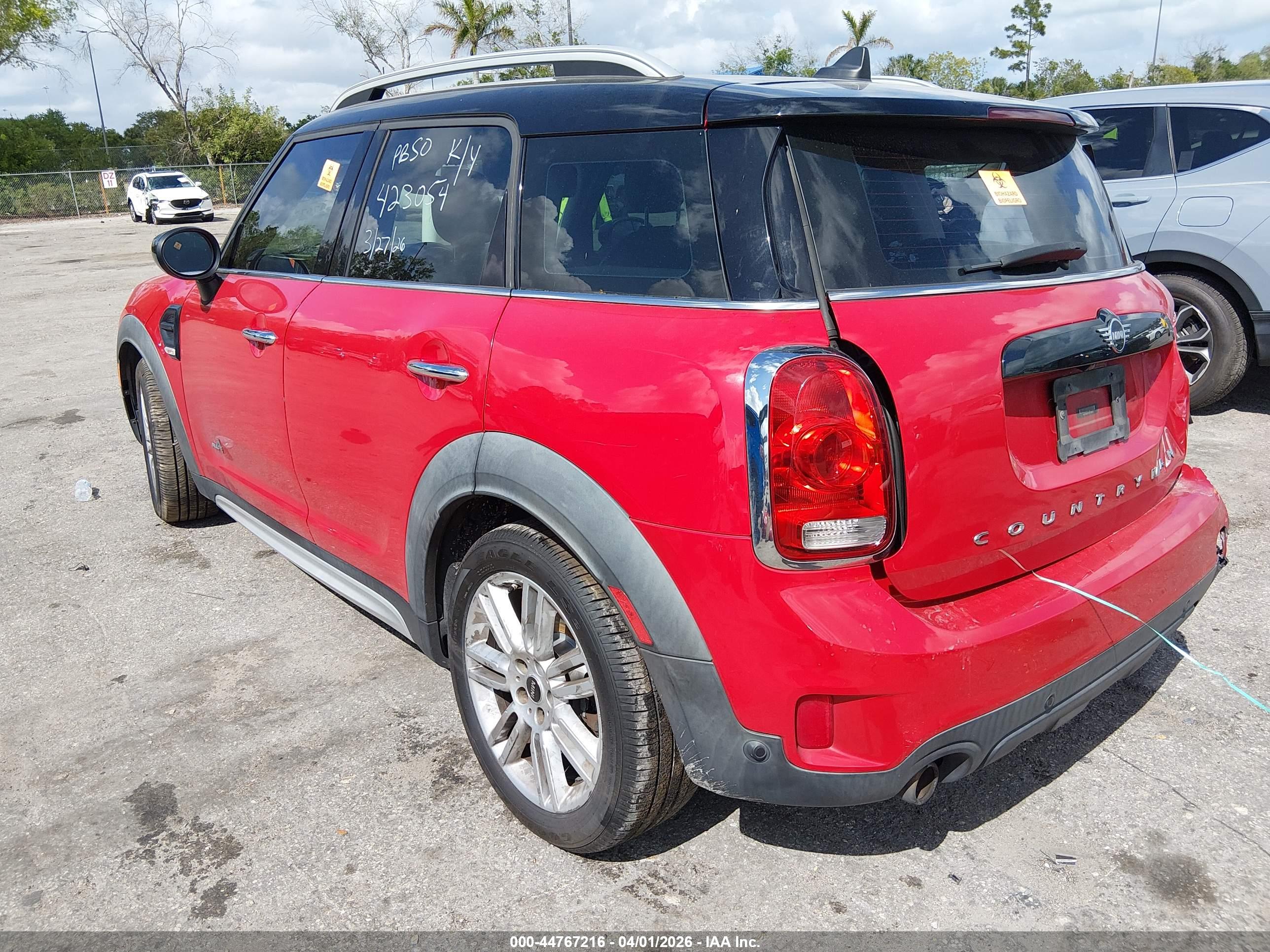 MINI COUNTRYMAN image 3