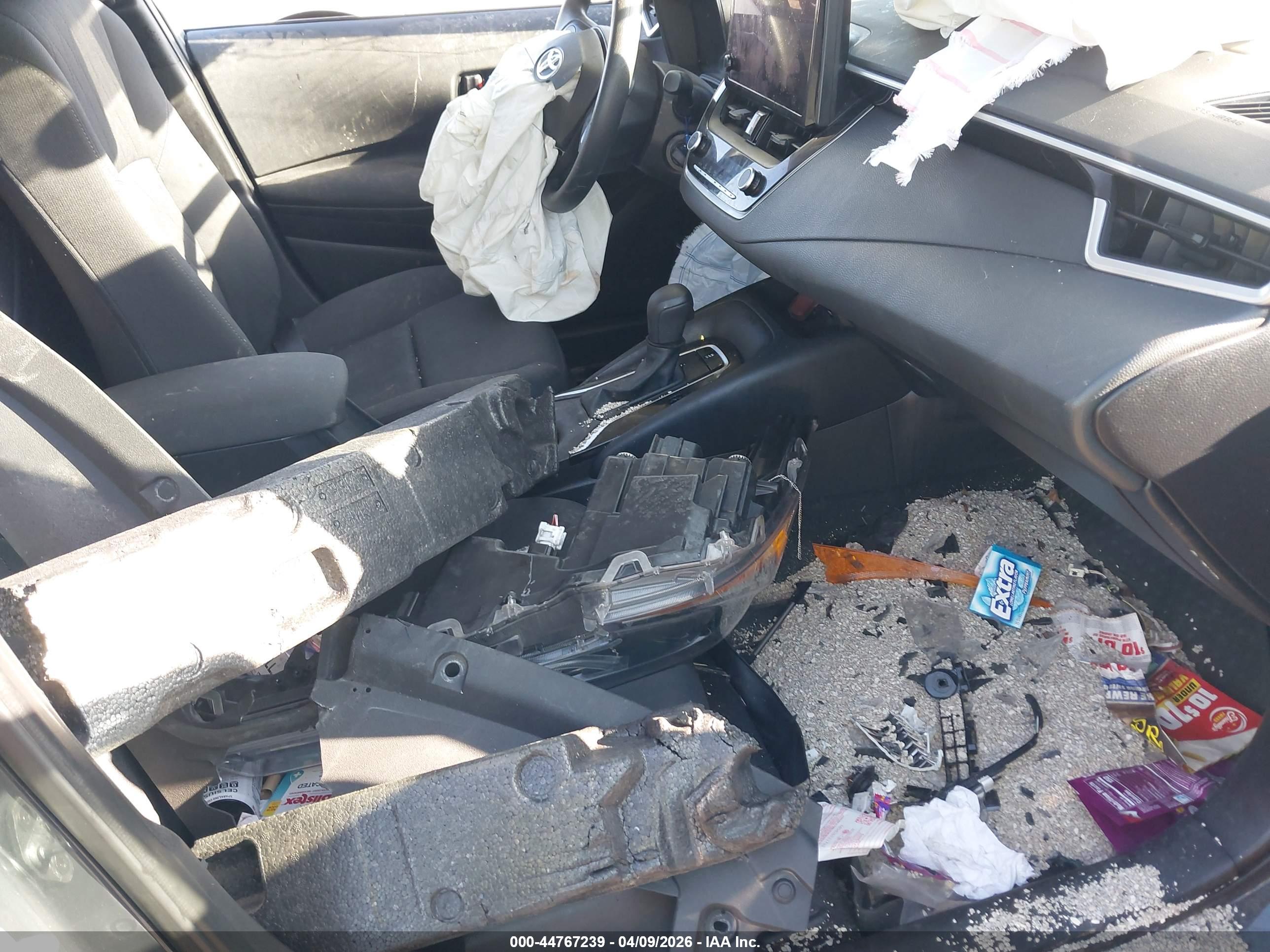 TOYOTA COROLLA image 5