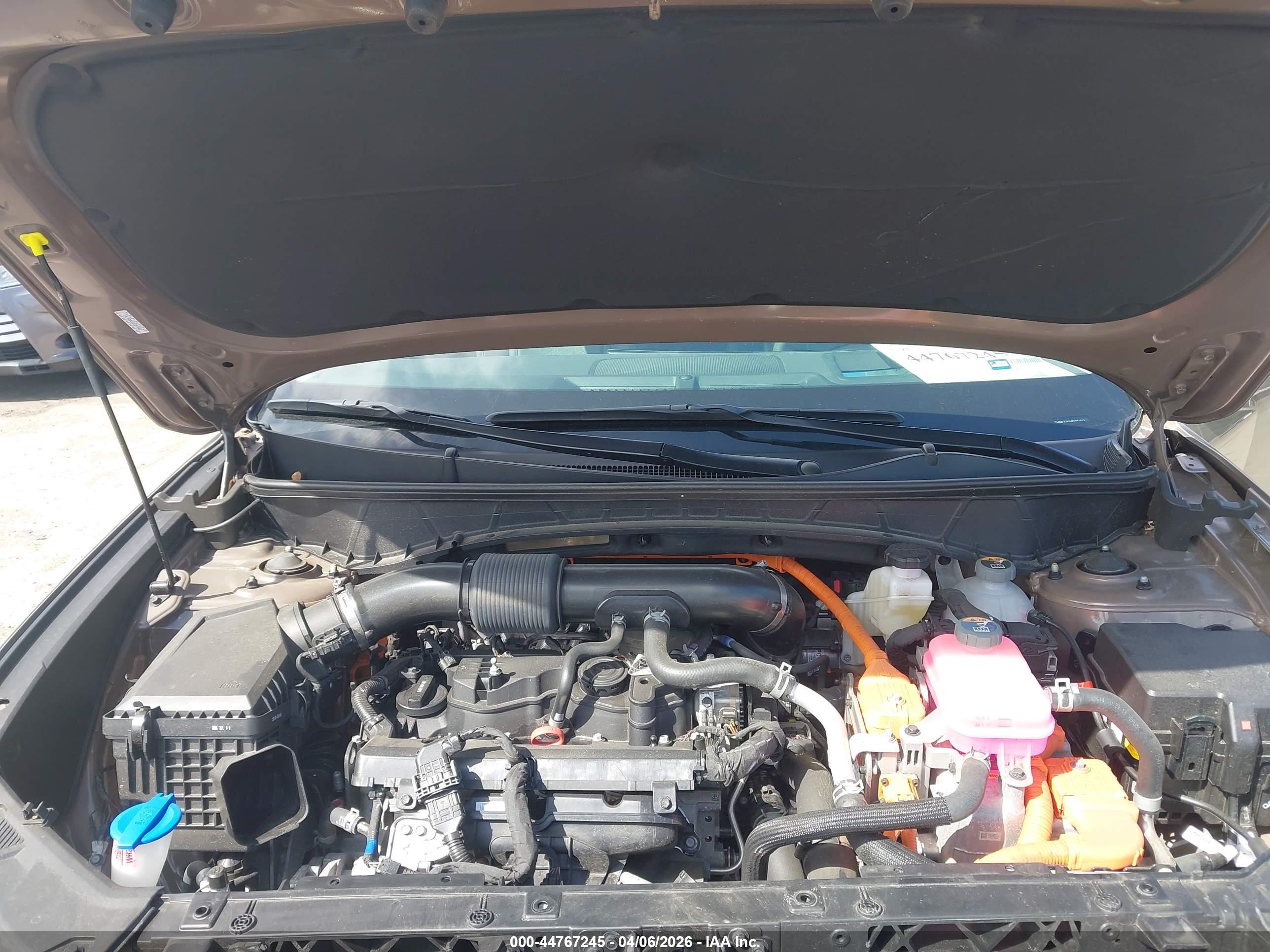 HYUNDAI TUCSON image 10