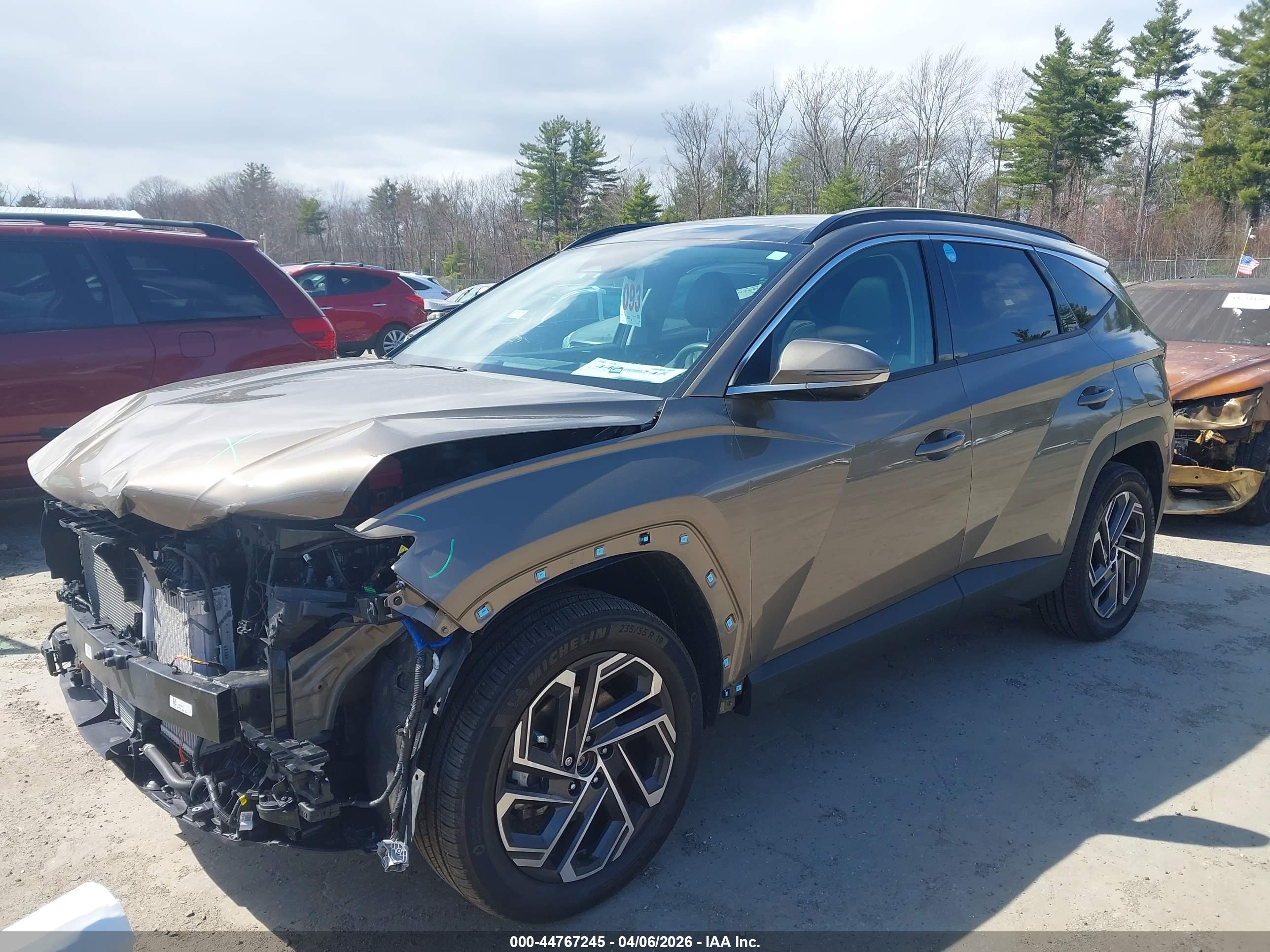 HYUNDAI TUCSON image 2