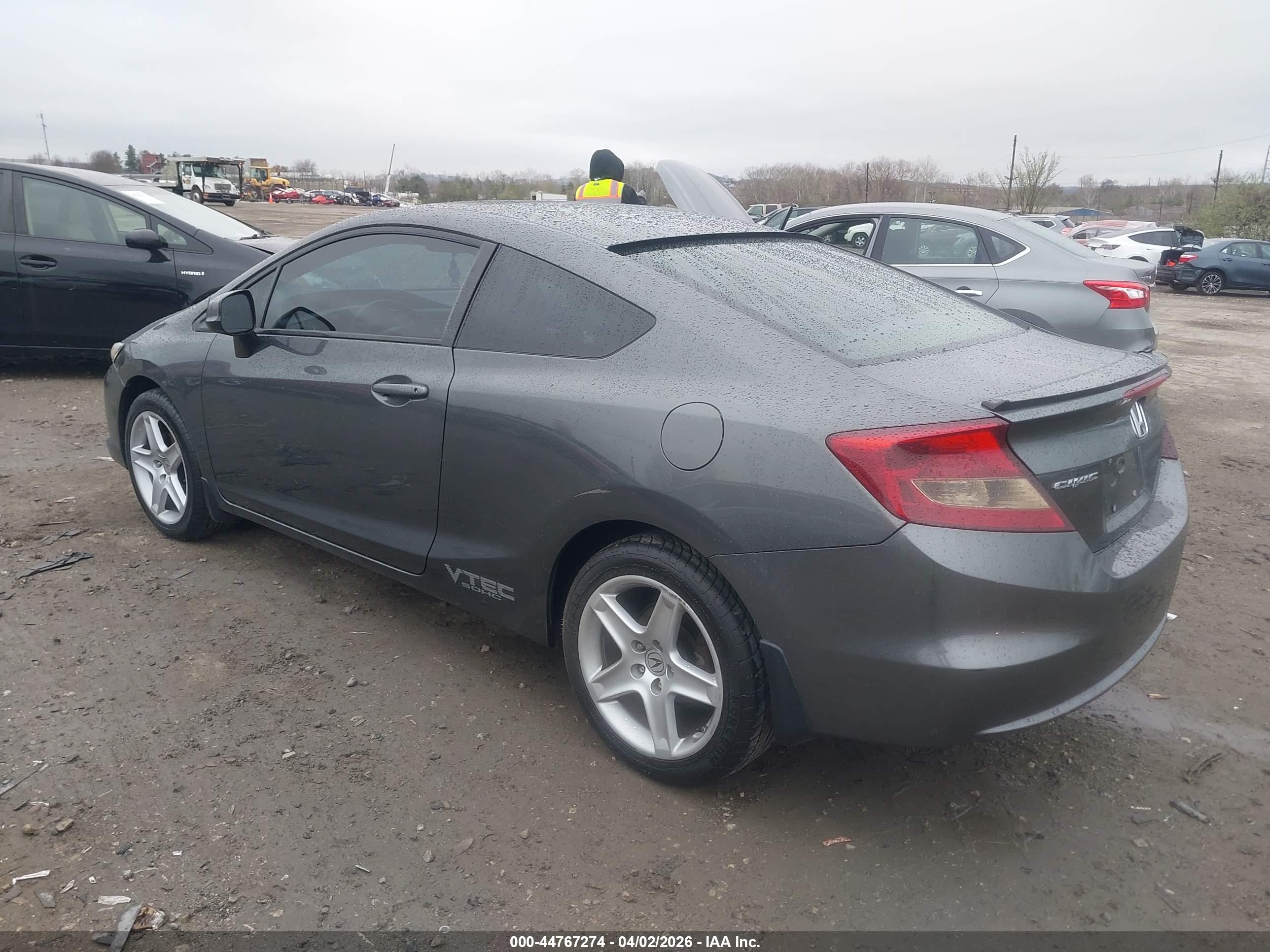 HONDA CIVIC image 3