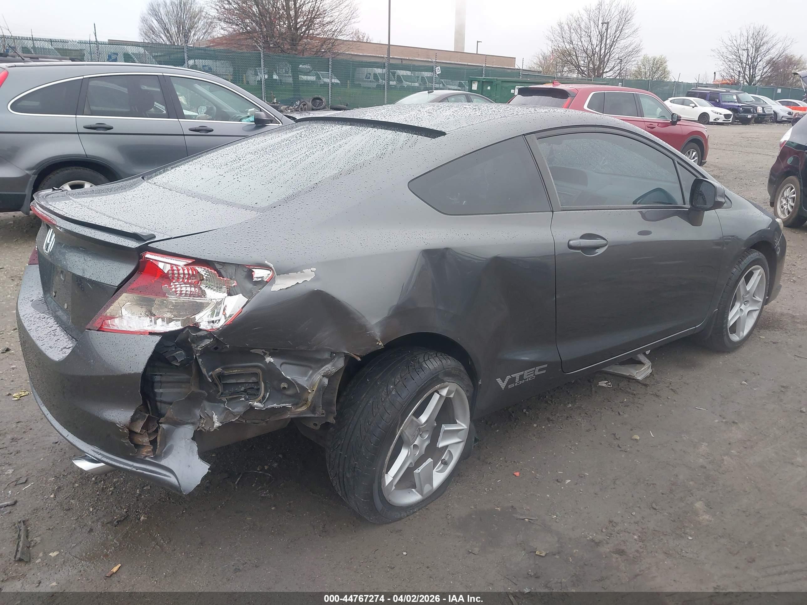 HONDA CIVIC image 4