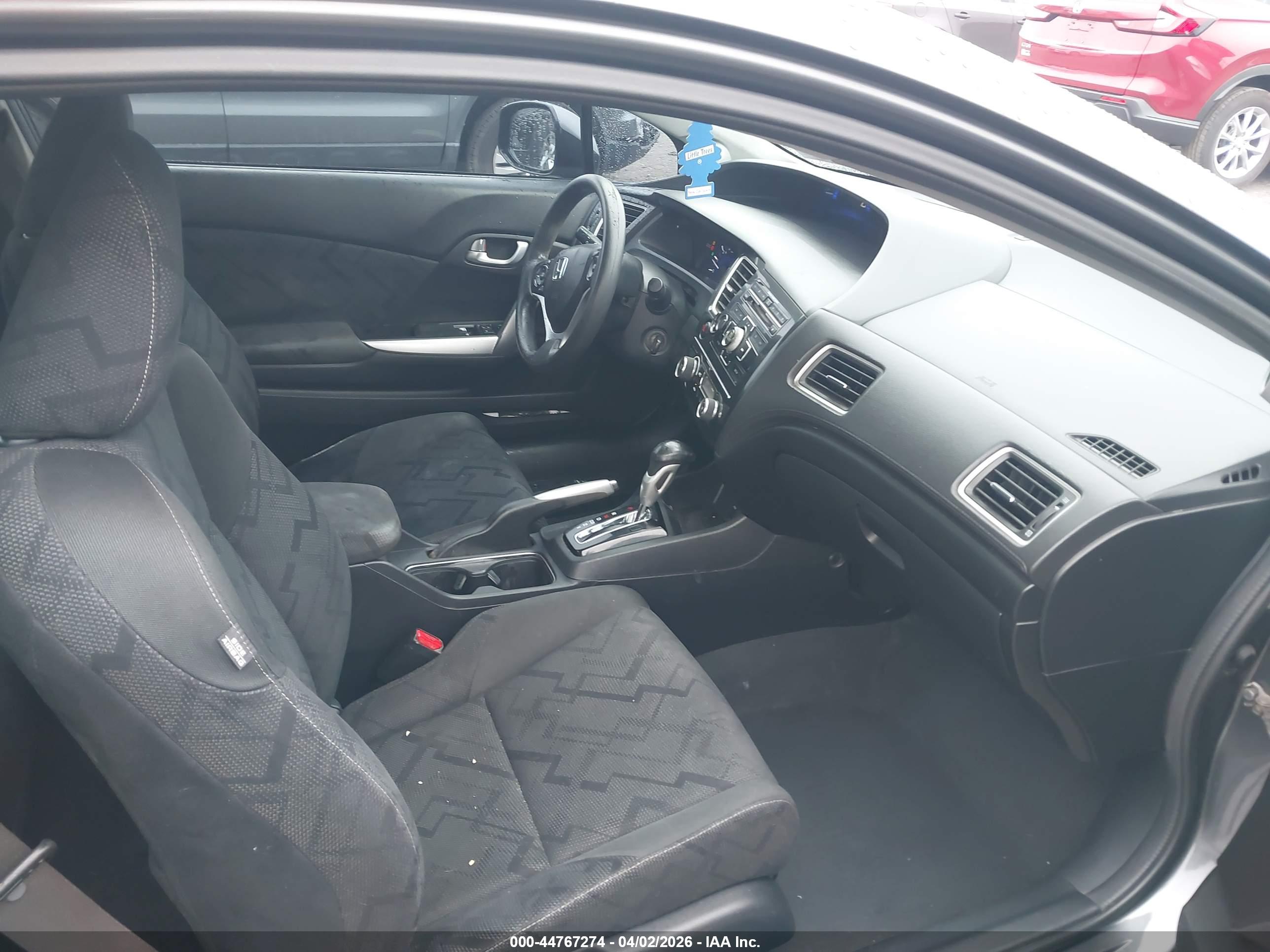 HONDA CIVIC image 5