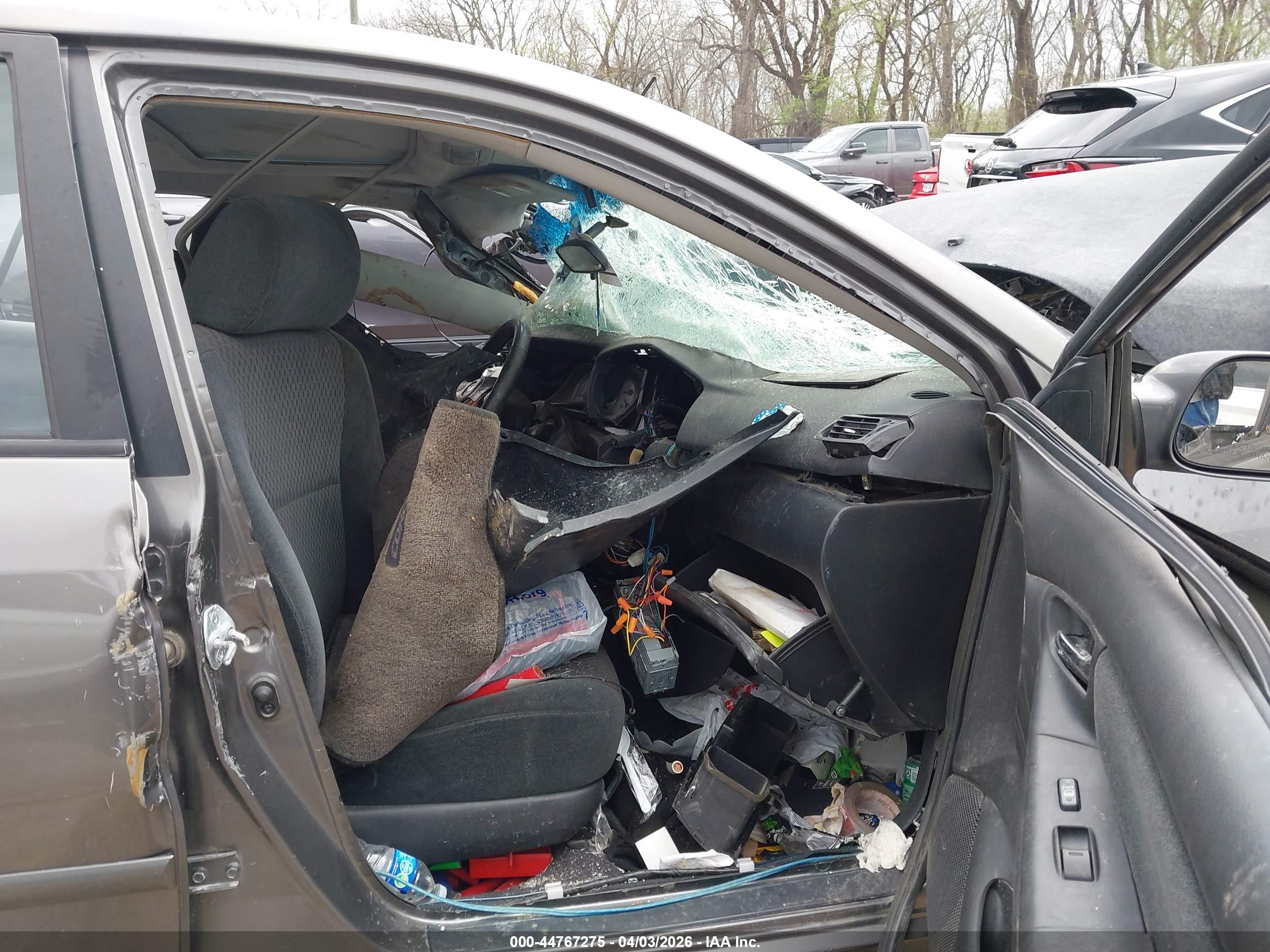 TOYOTA COROLLA image 5