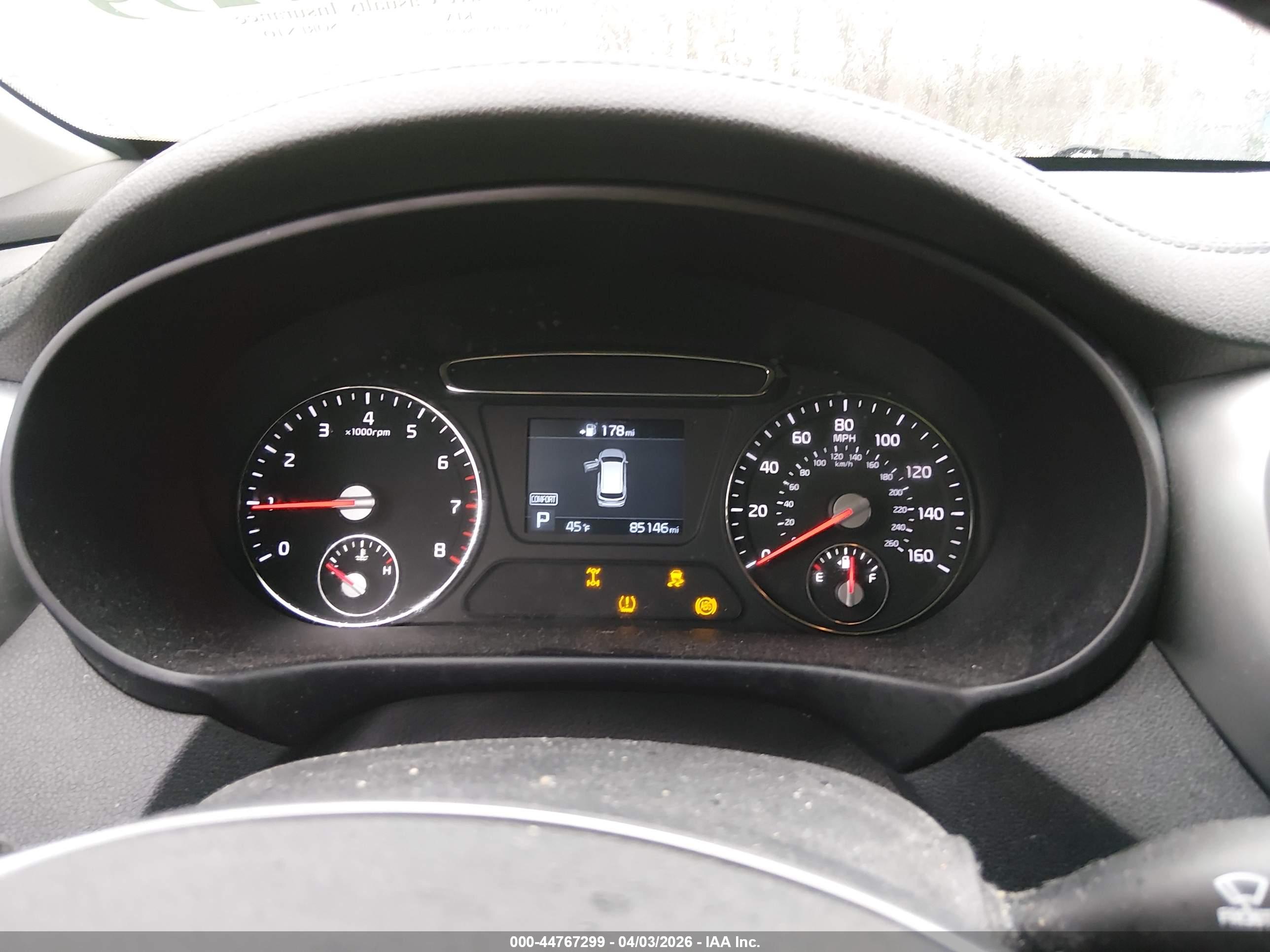 KIA SORENTO image 7