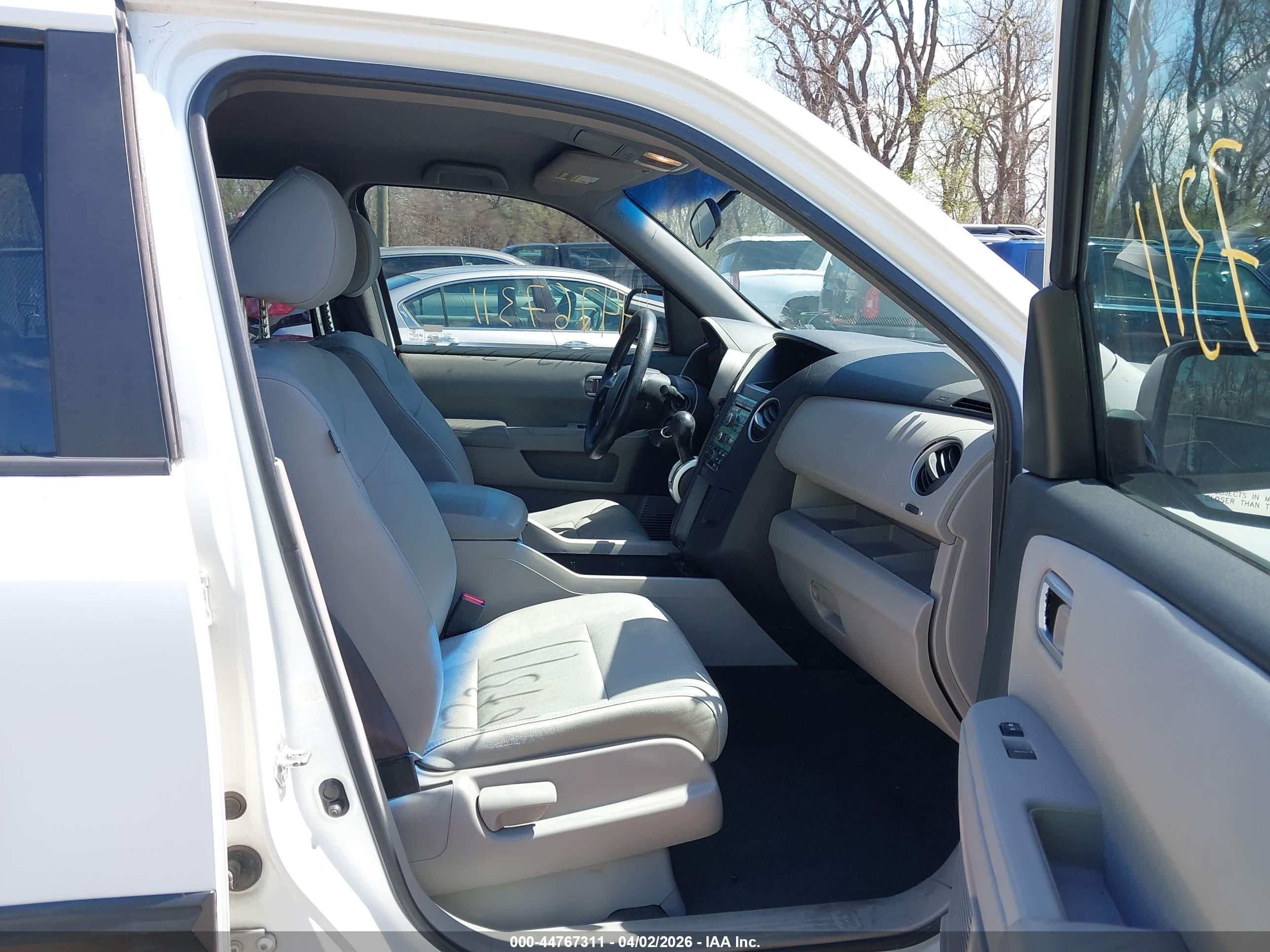 HONDA PILOT image 5