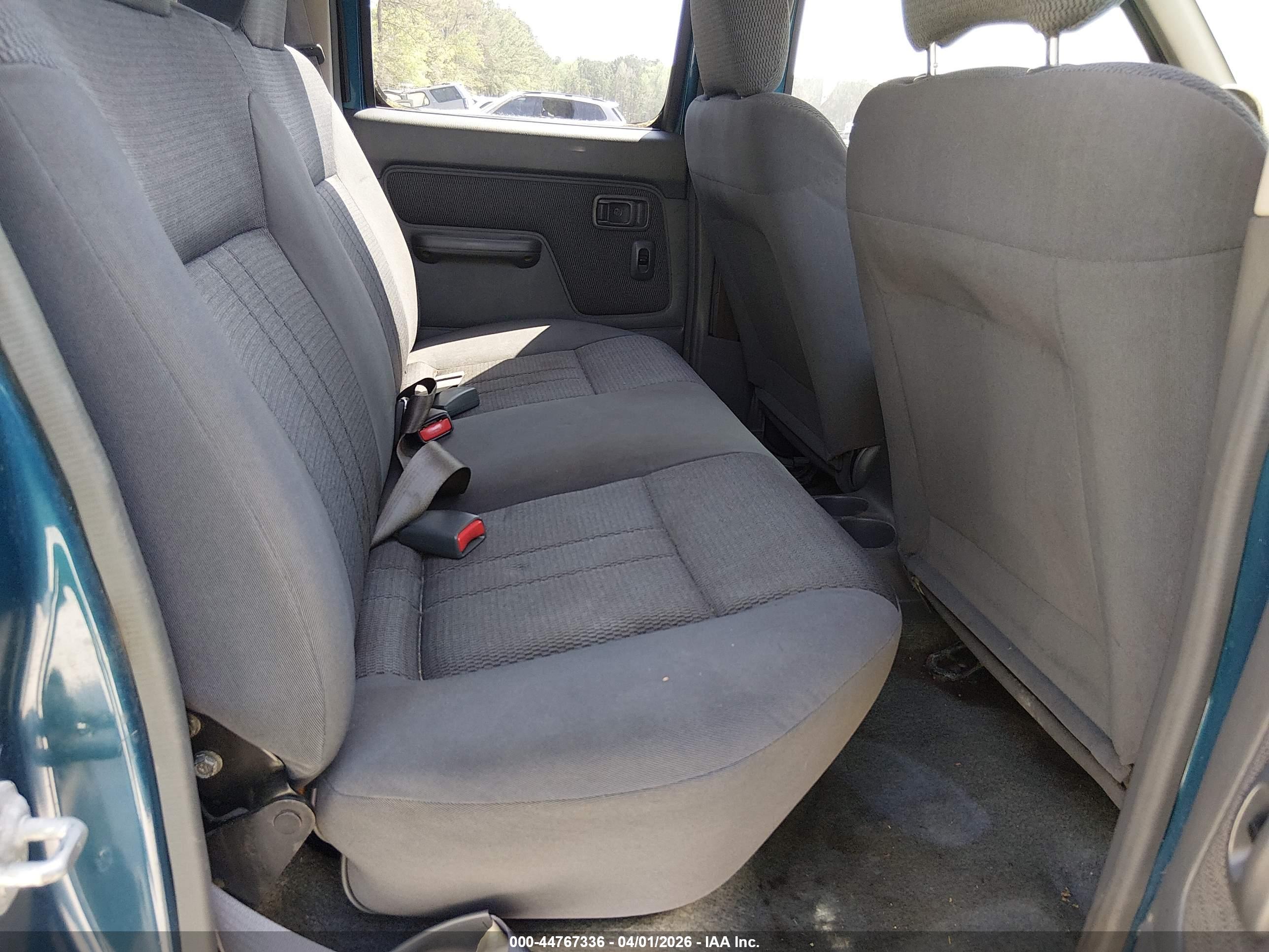NISSAN FRONTIER image 8