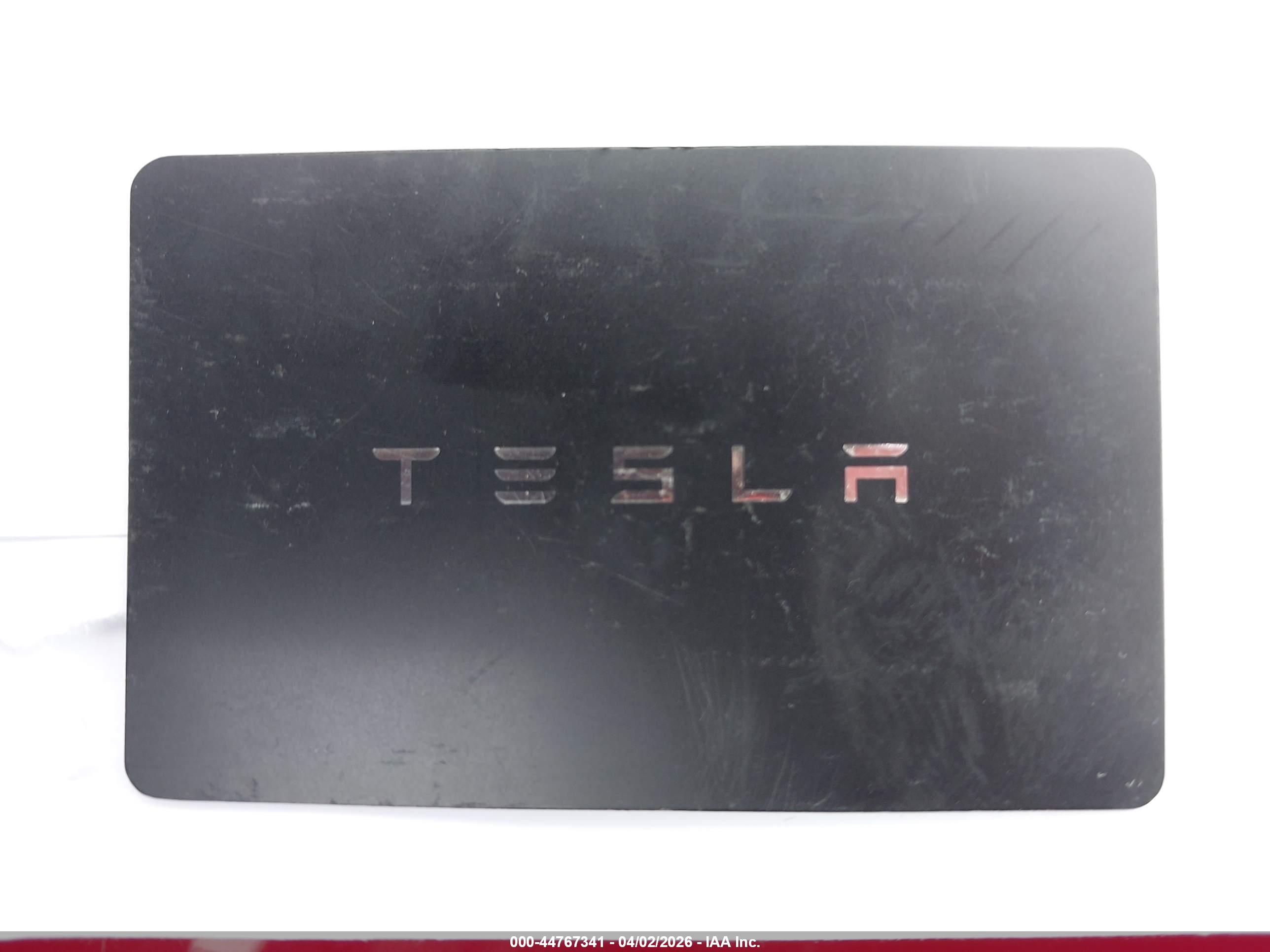 TESLA MODEL image 11