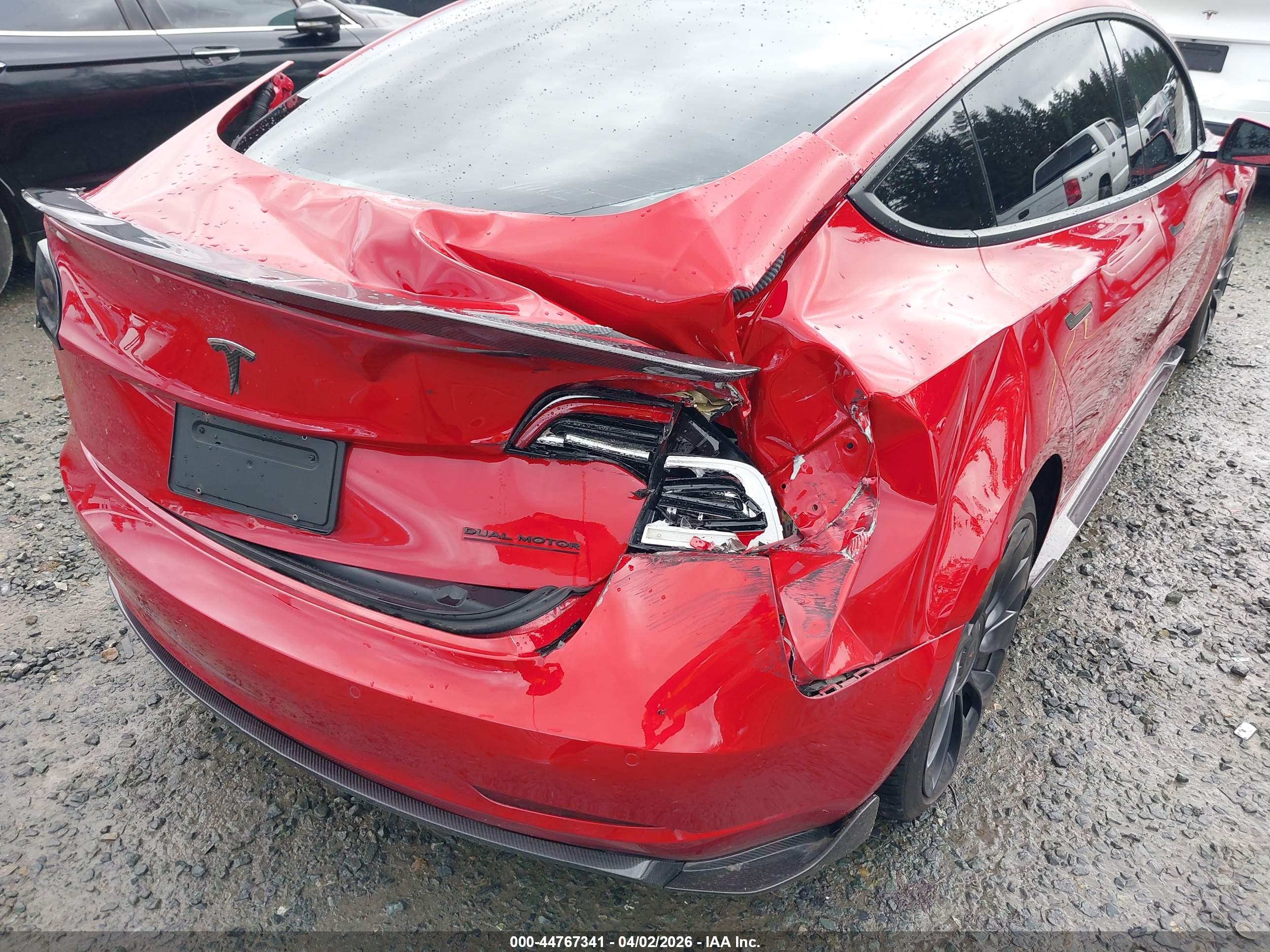 TESLA MODEL image 6
