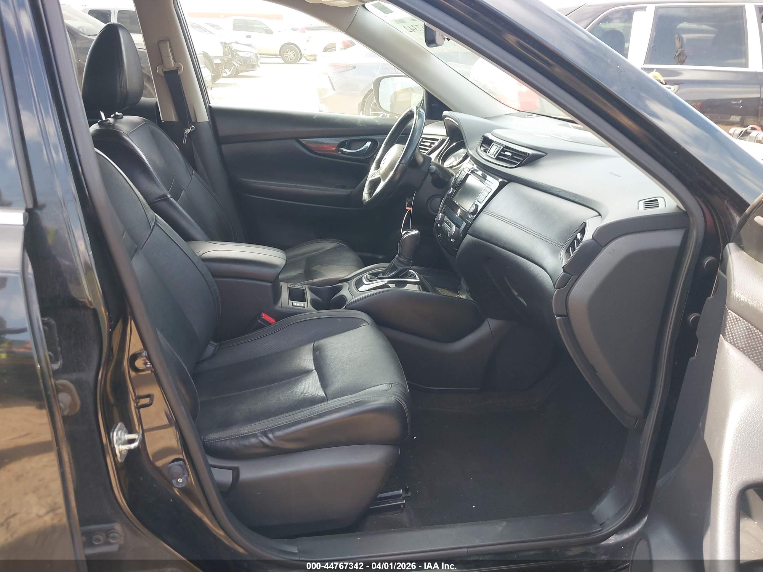 NISSAN ROGUE image 5