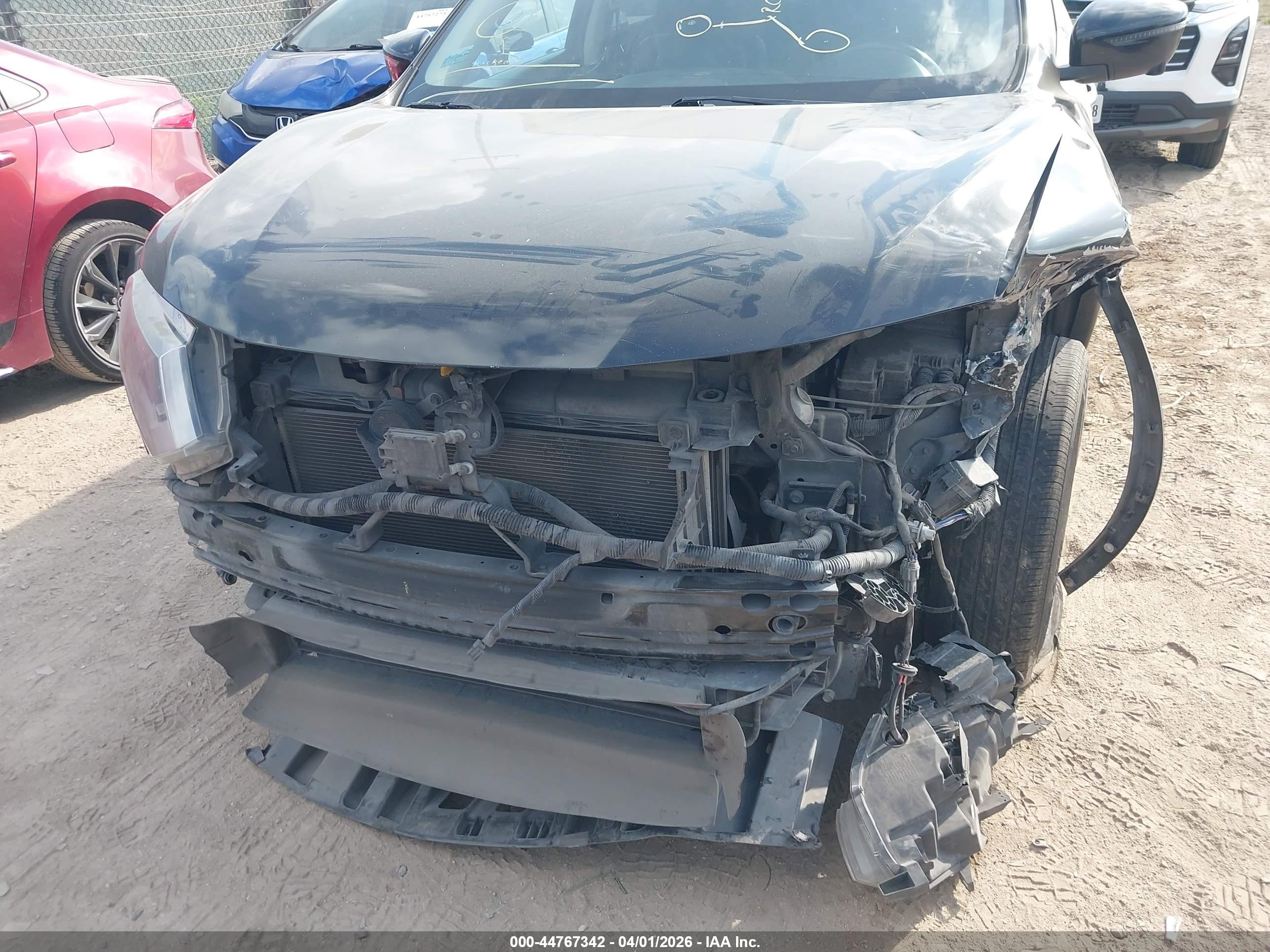 NISSAN ROGUE image 6