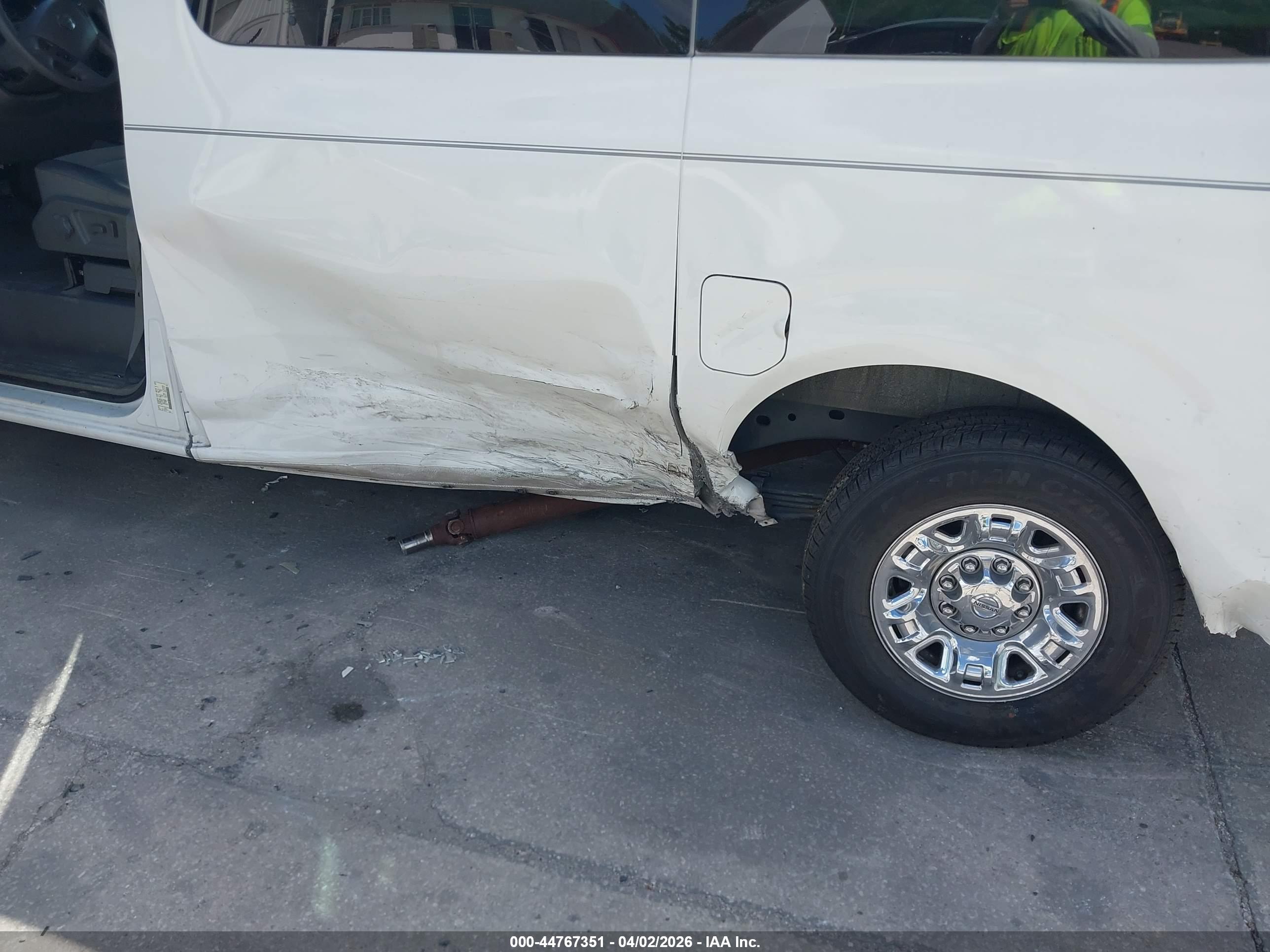 NISSAN NV image 6
