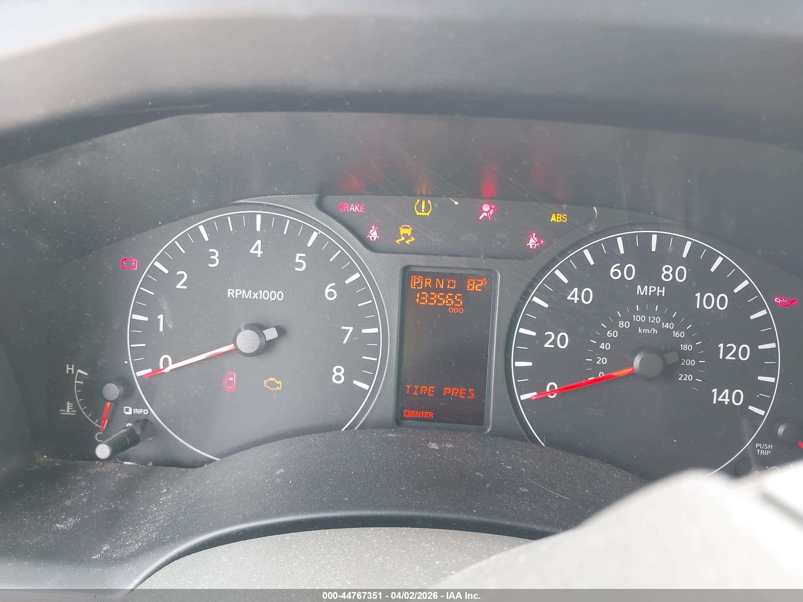 NISSAN NV image 7