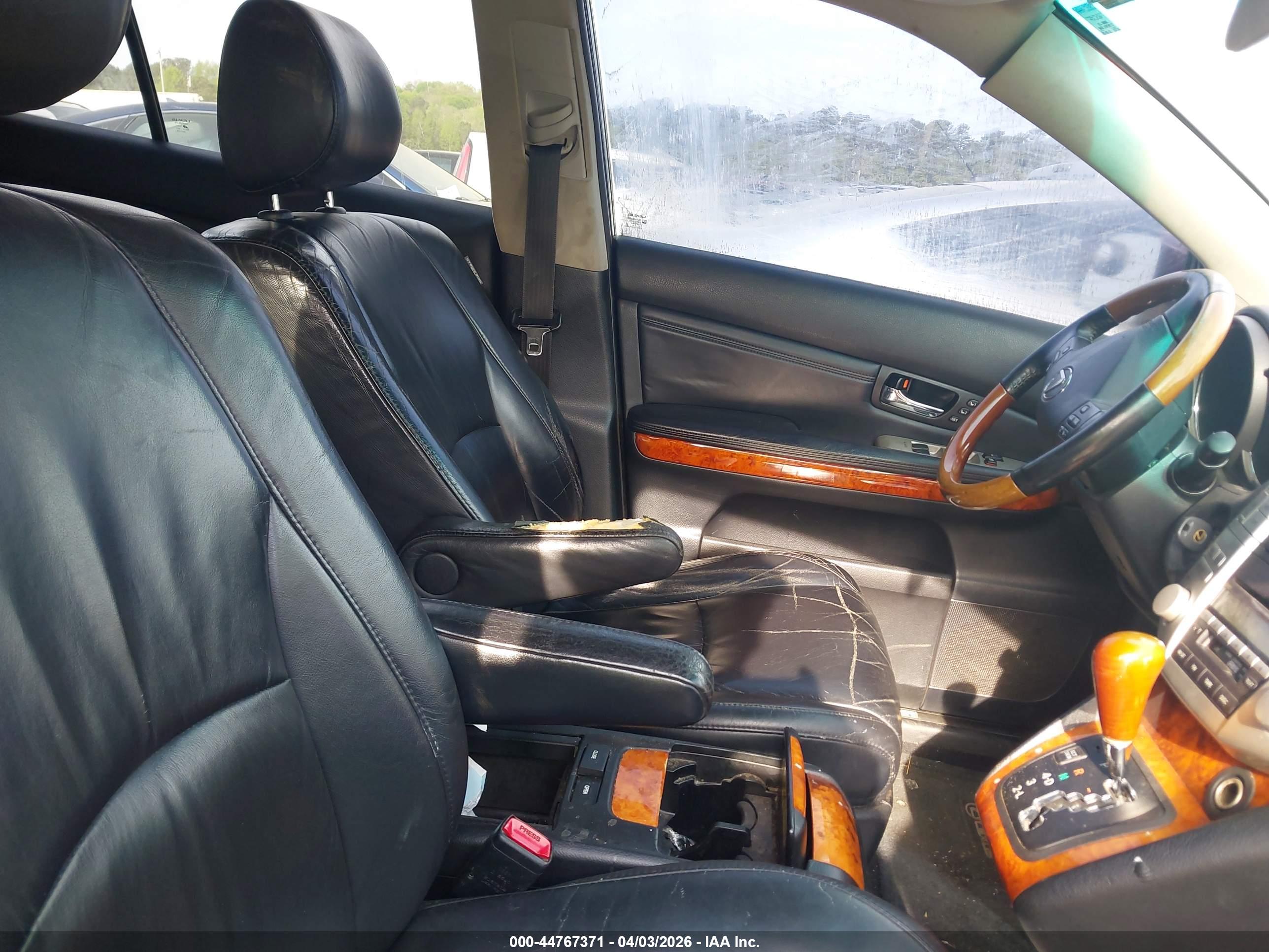 LEXUS RX image 5
