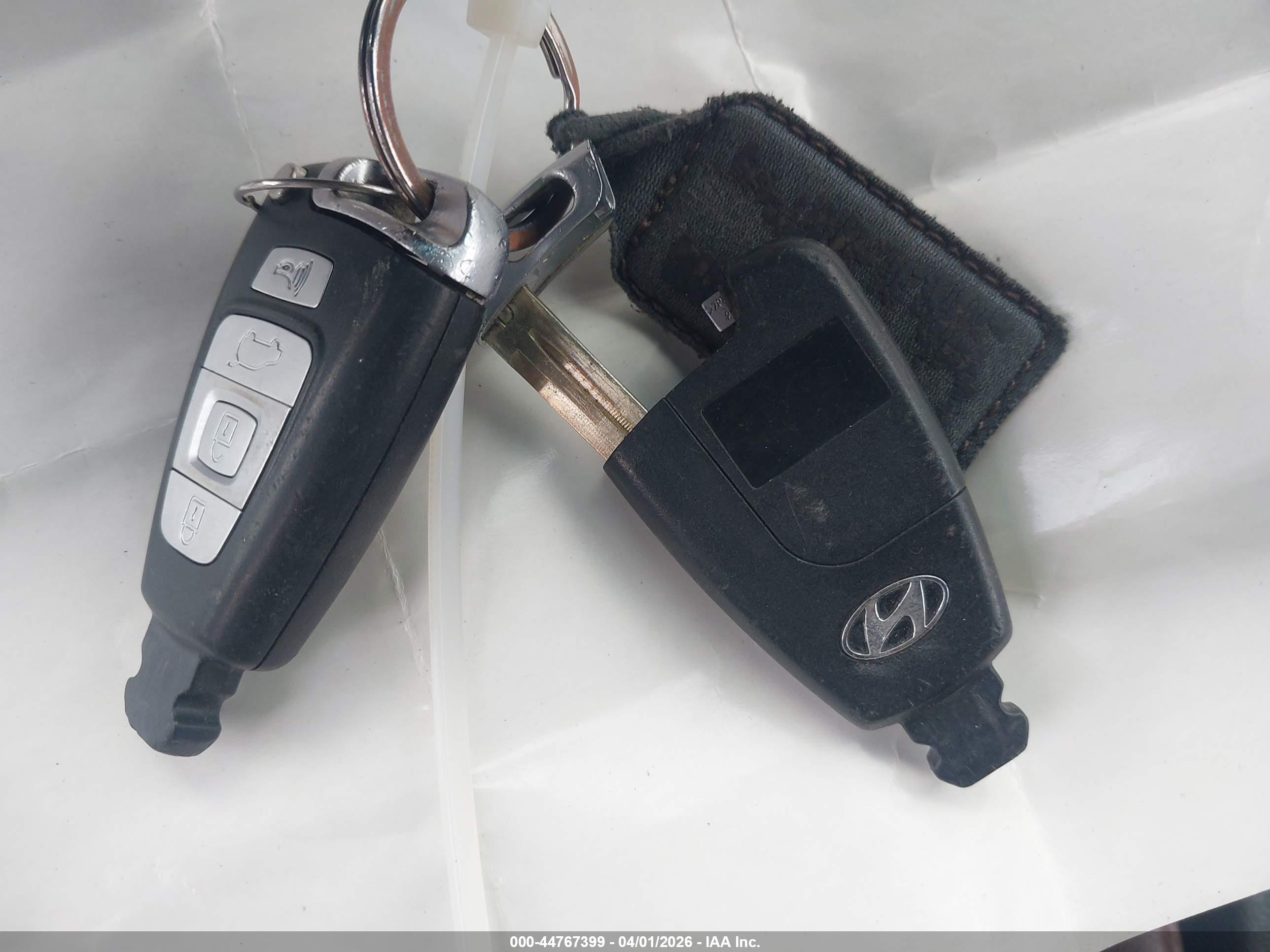 HYUNDAI VERACRUZ image 11