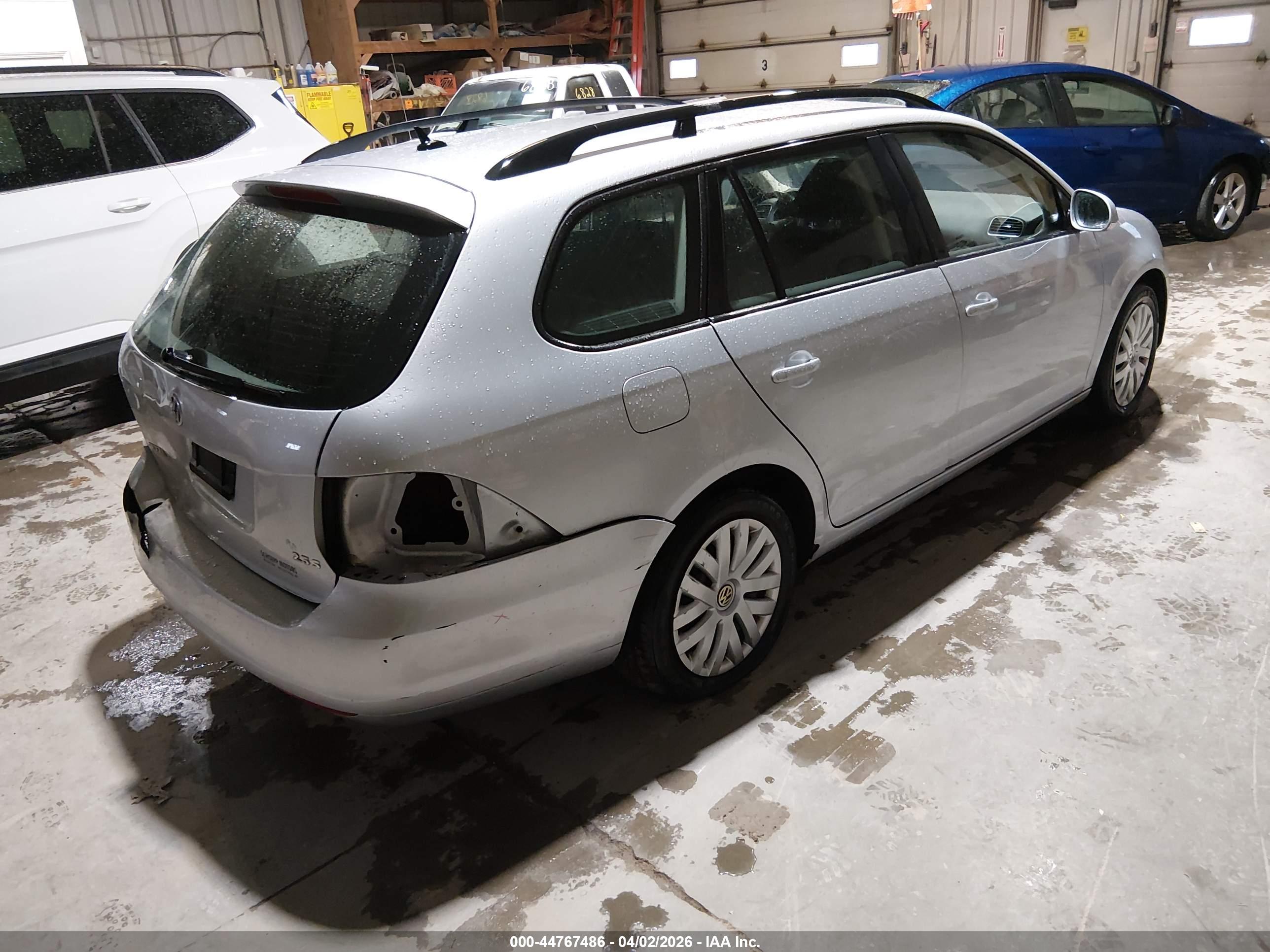 VOLKSWAGEN JETTA image 4