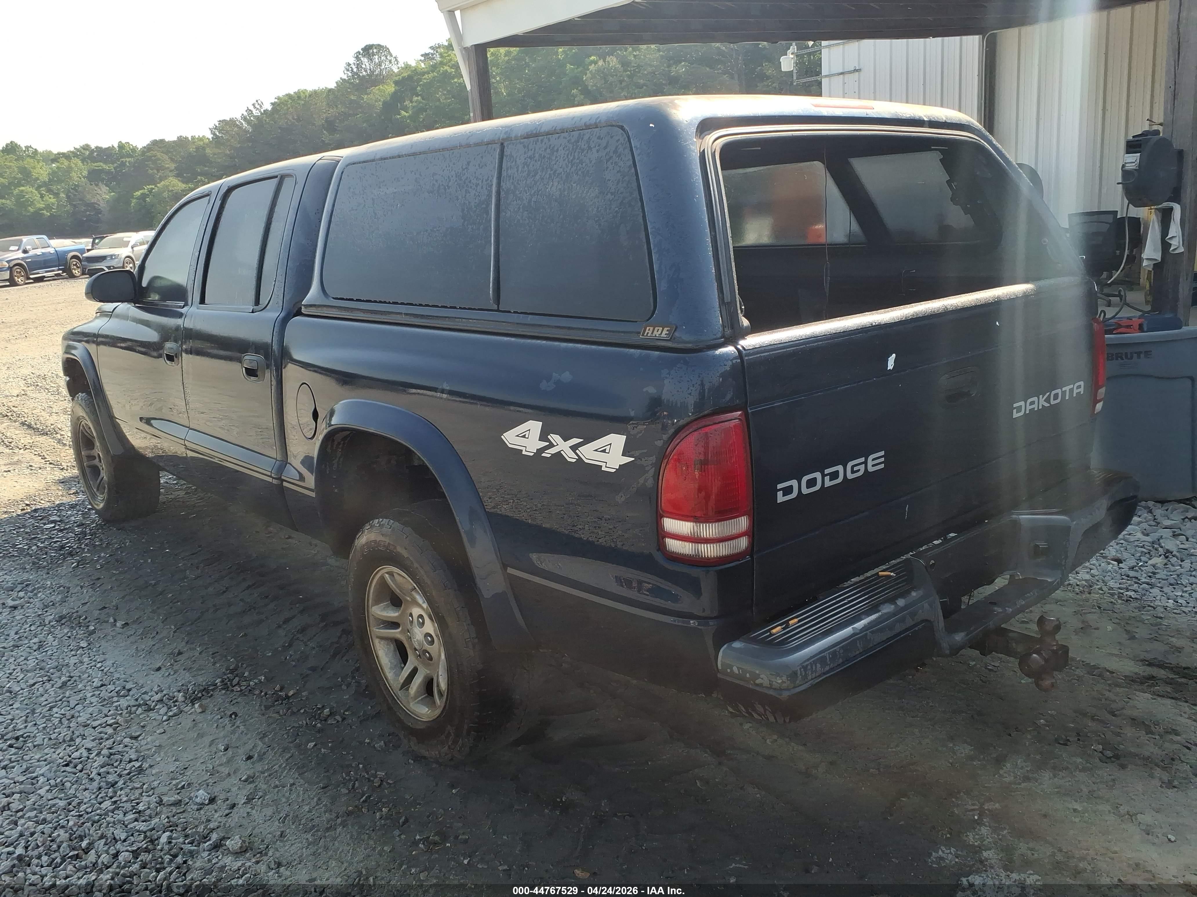DODGE DAKOTA image 3
