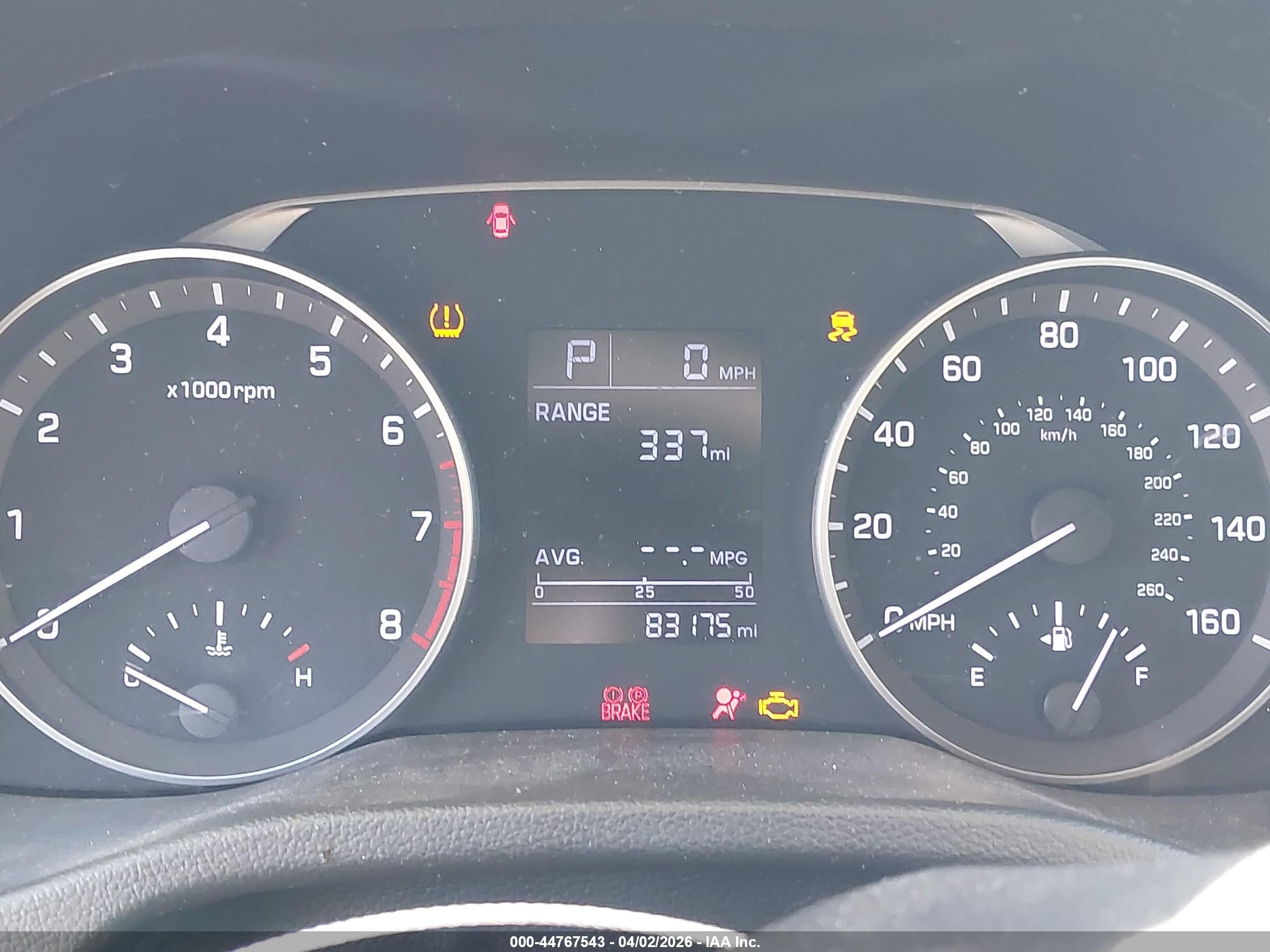 HYUNDAI ELANTRA image 7