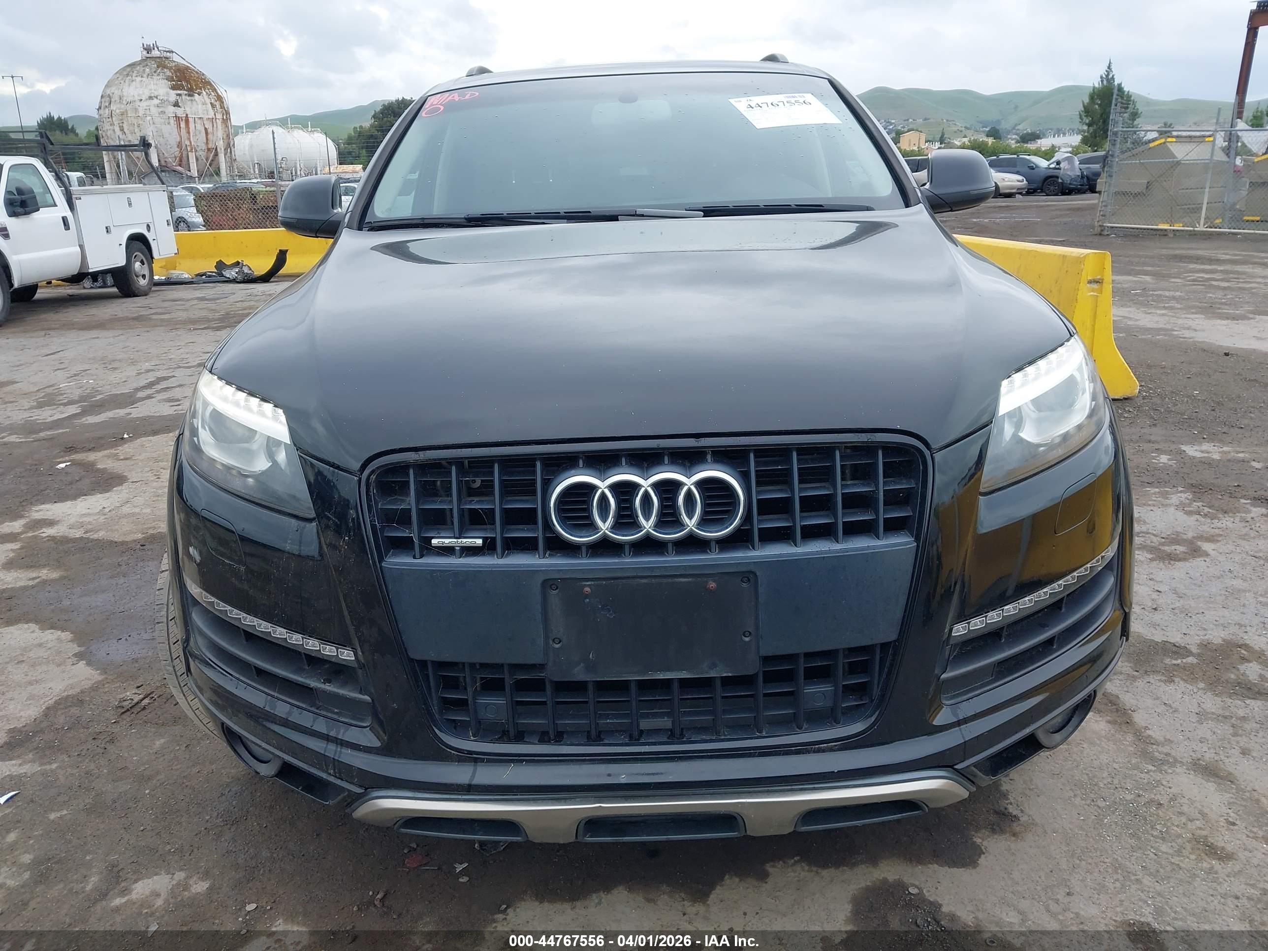 AUDI Q7 image 6