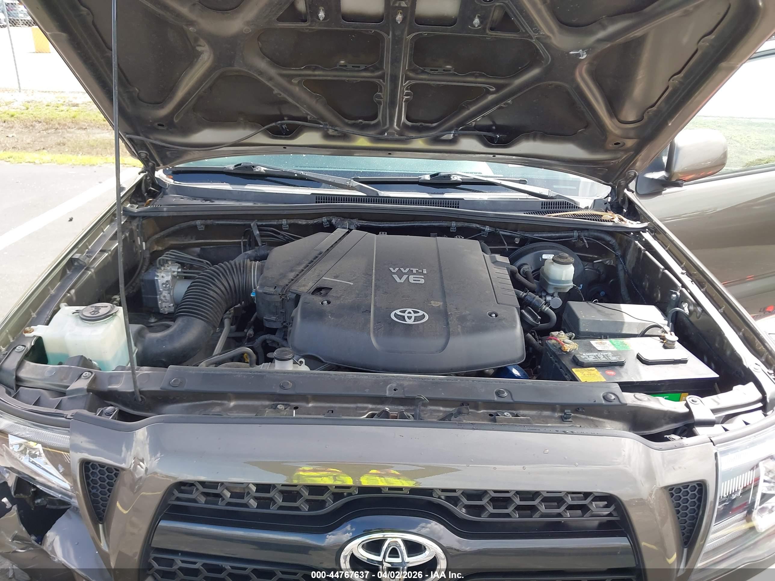 TOYOTA TACOMA image 10