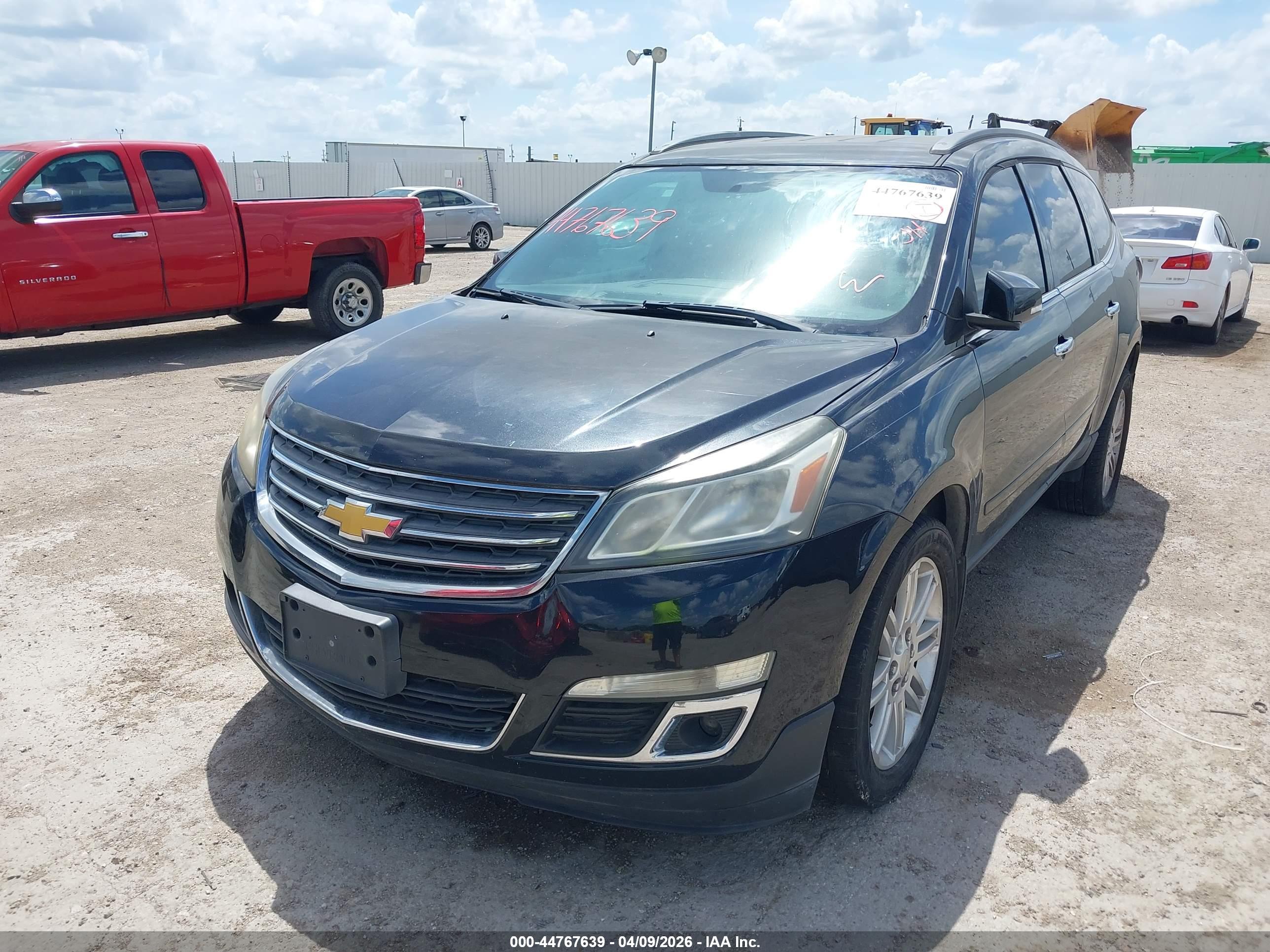 CHEVROLET TRAVERSE image 6