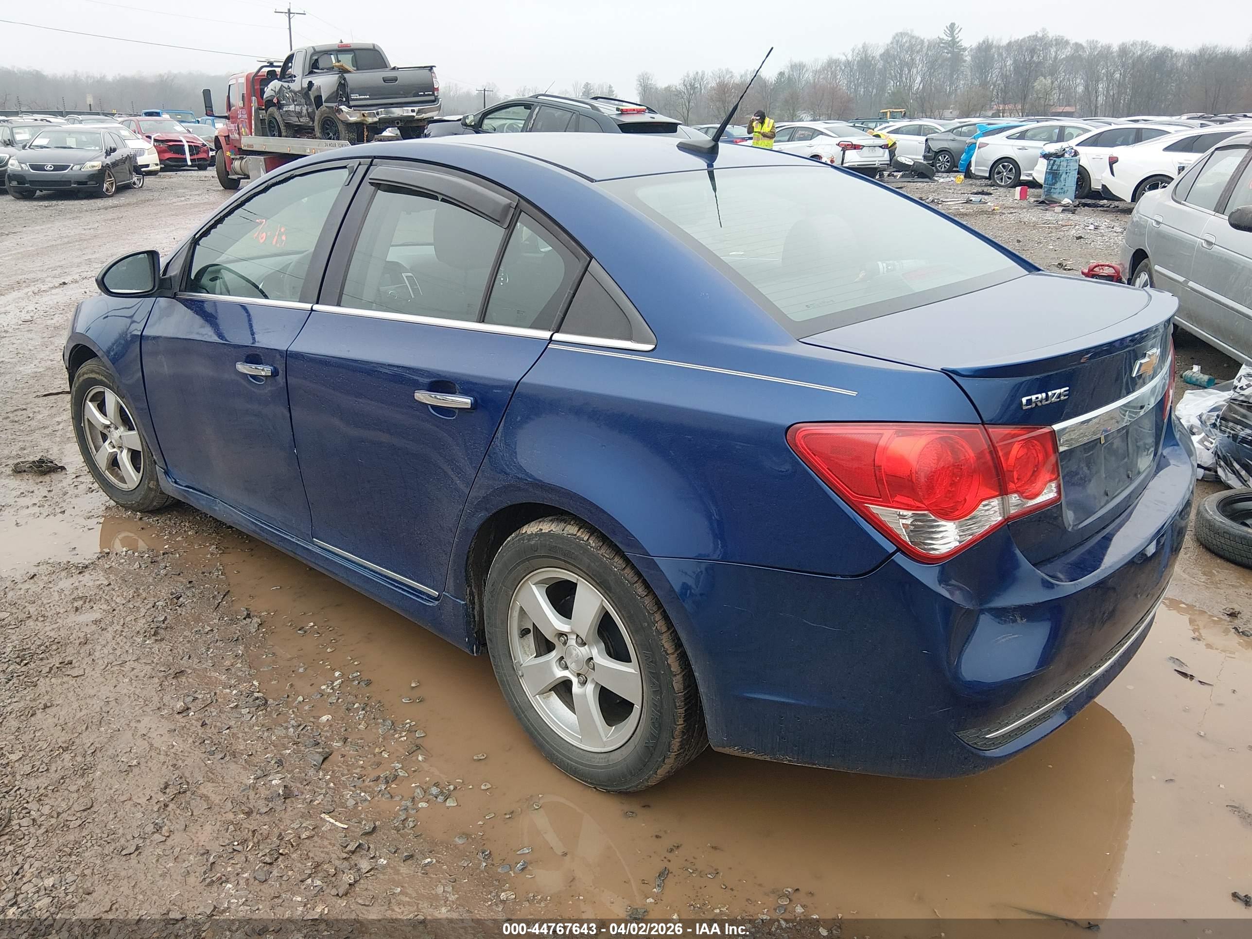 CHEVROLET CRUZE image 3