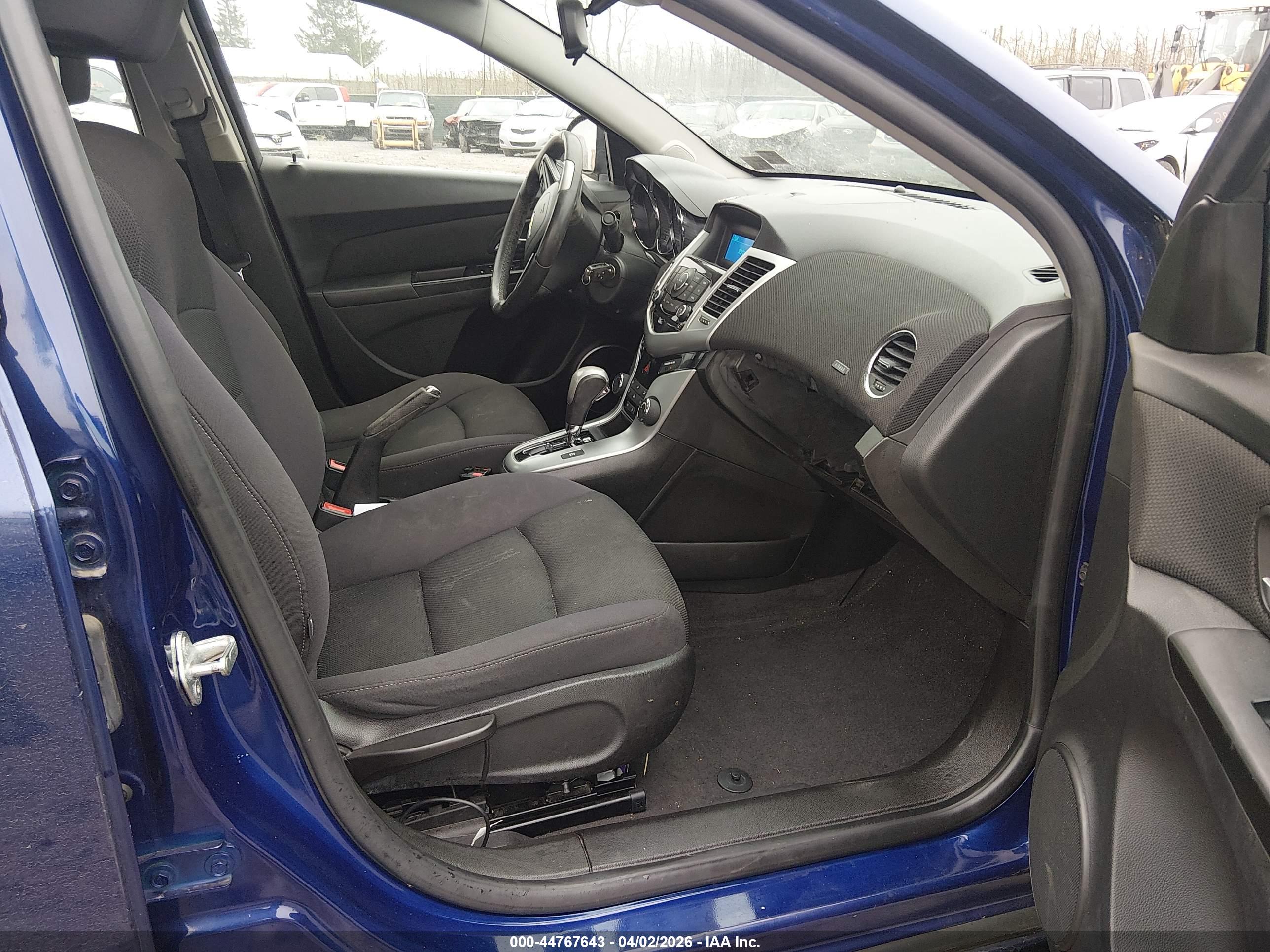 CHEVROLET CRUZE image 5
