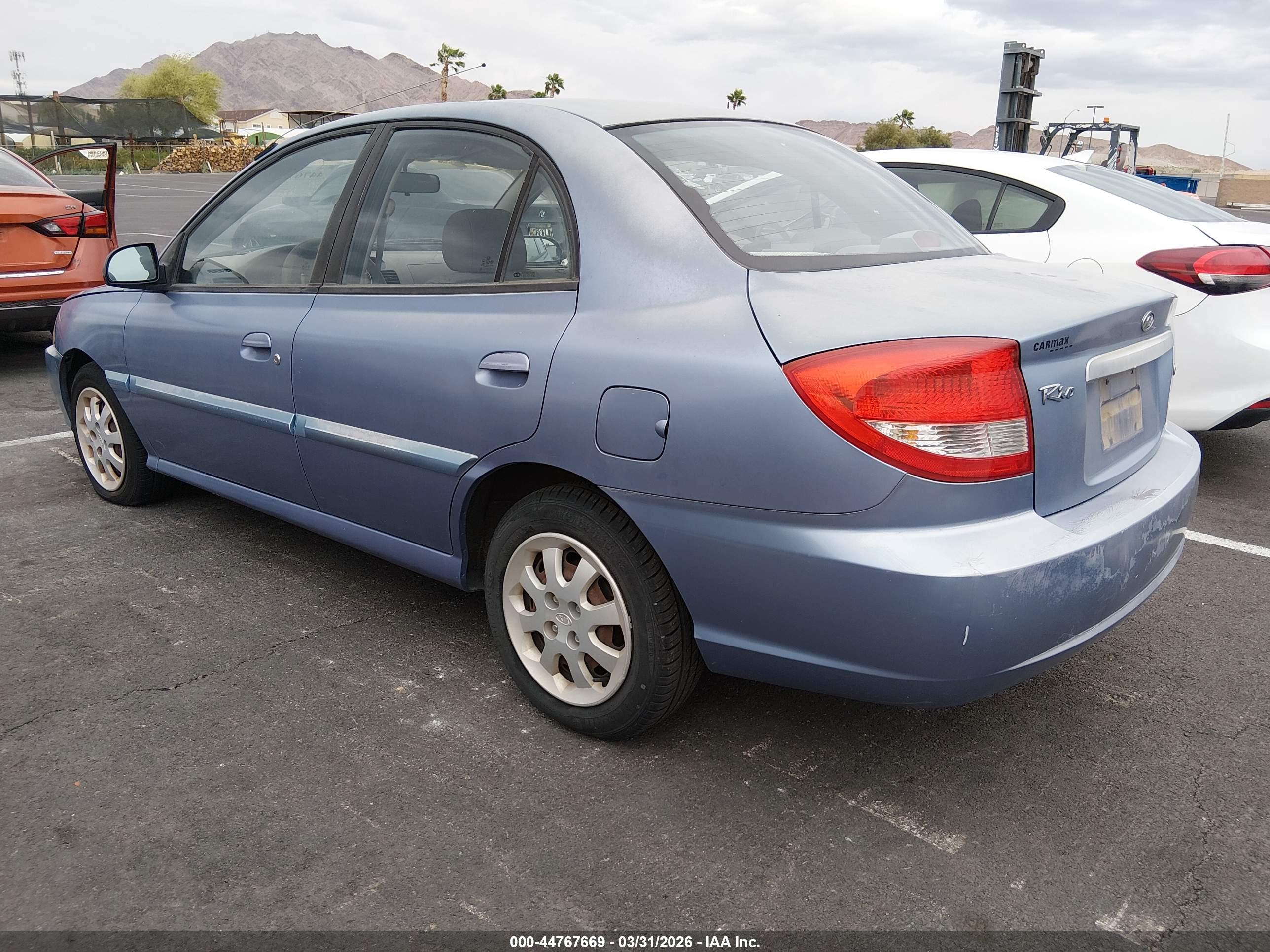 KIA RIO image 3