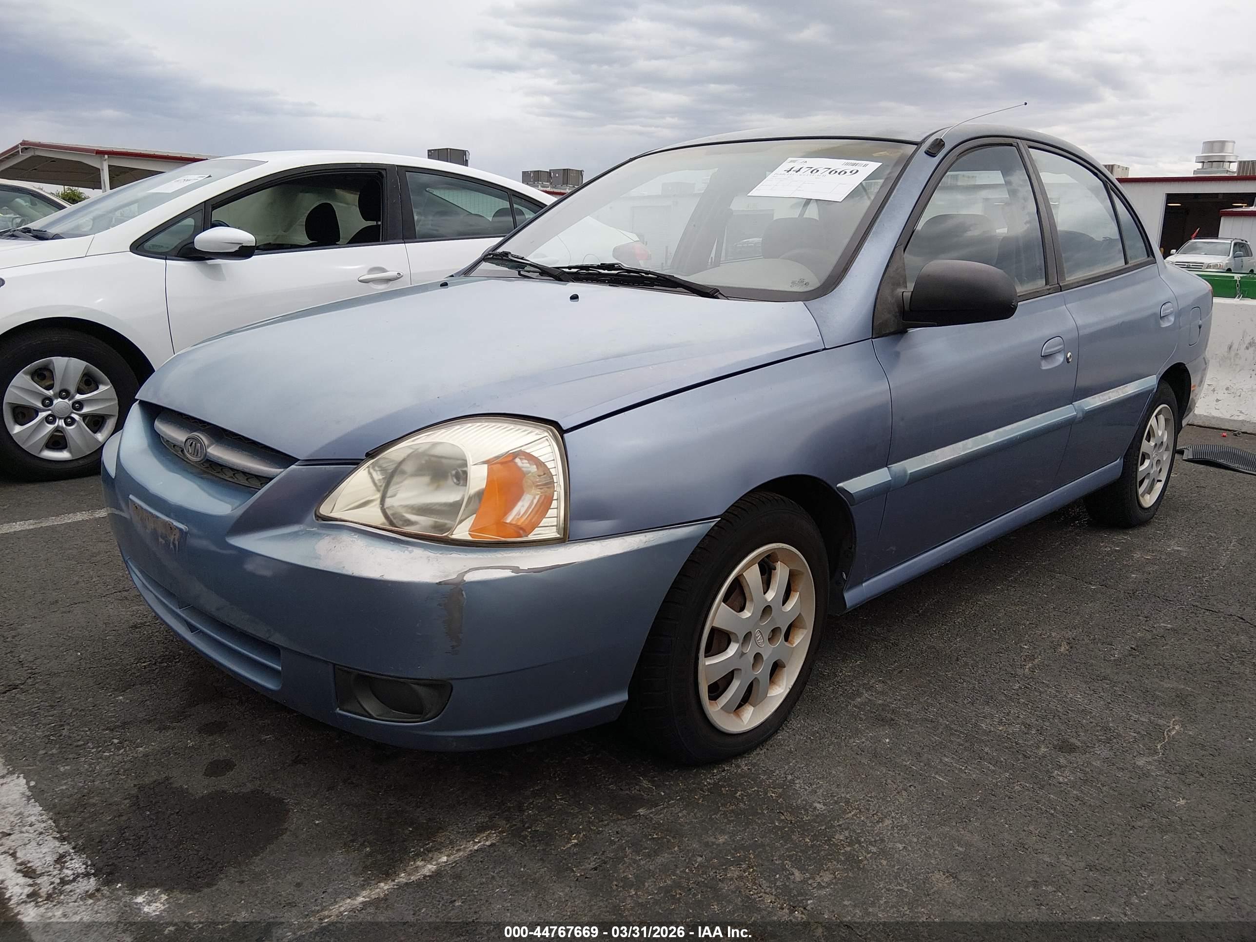 KIA RIO image 6