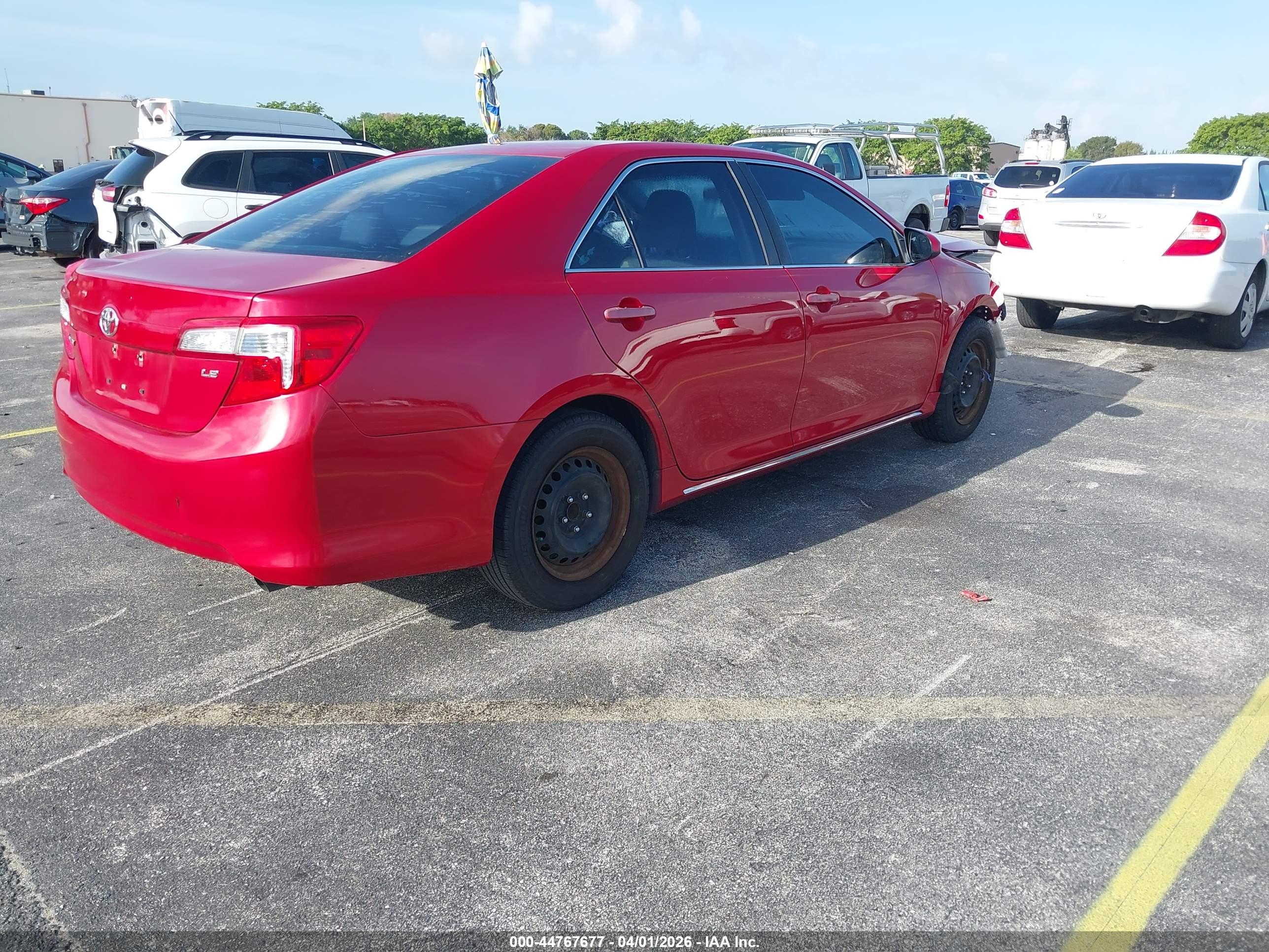 TOYOTA CAMRY image 4