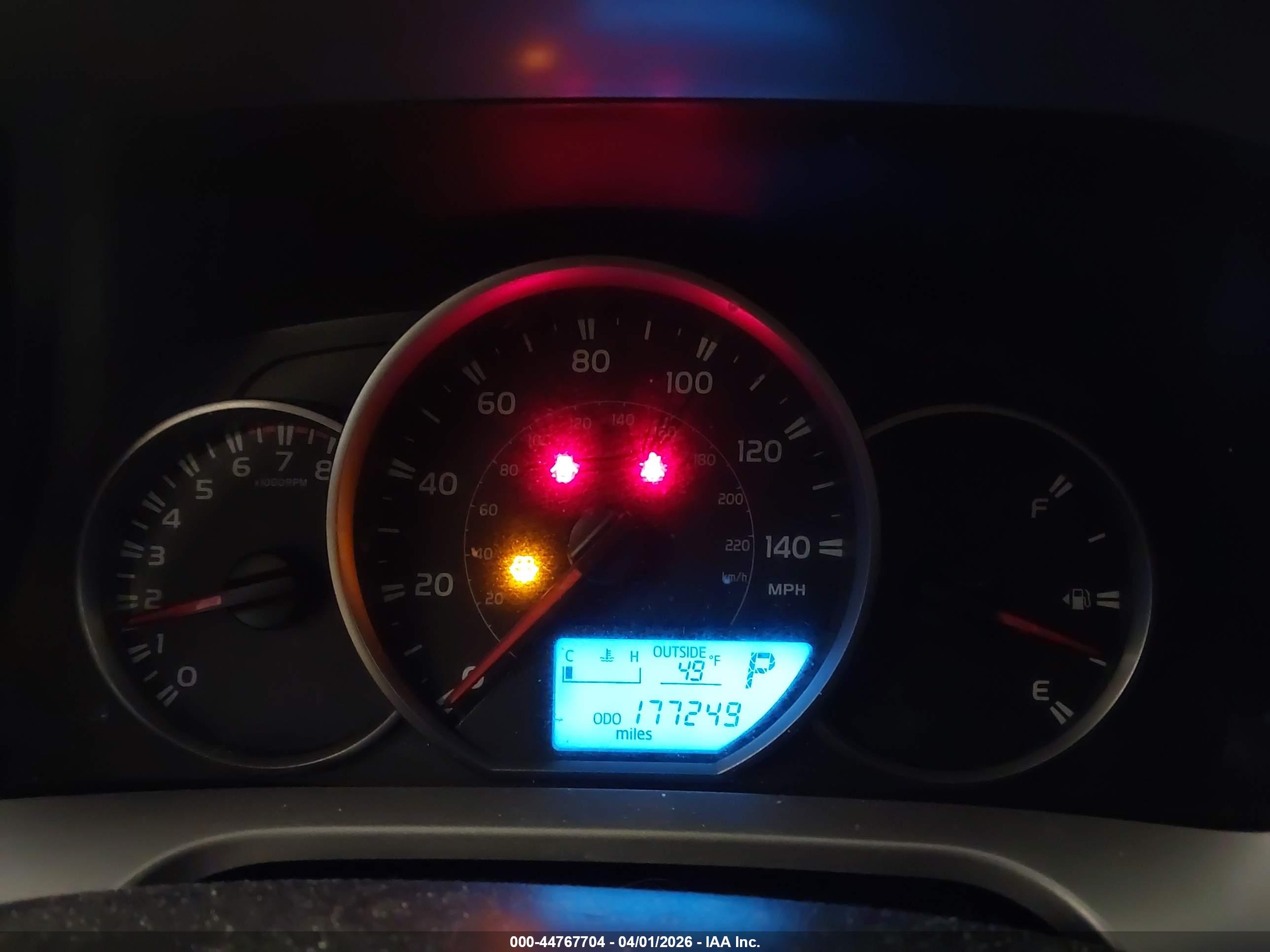 TOYOTA RAV4 image 7