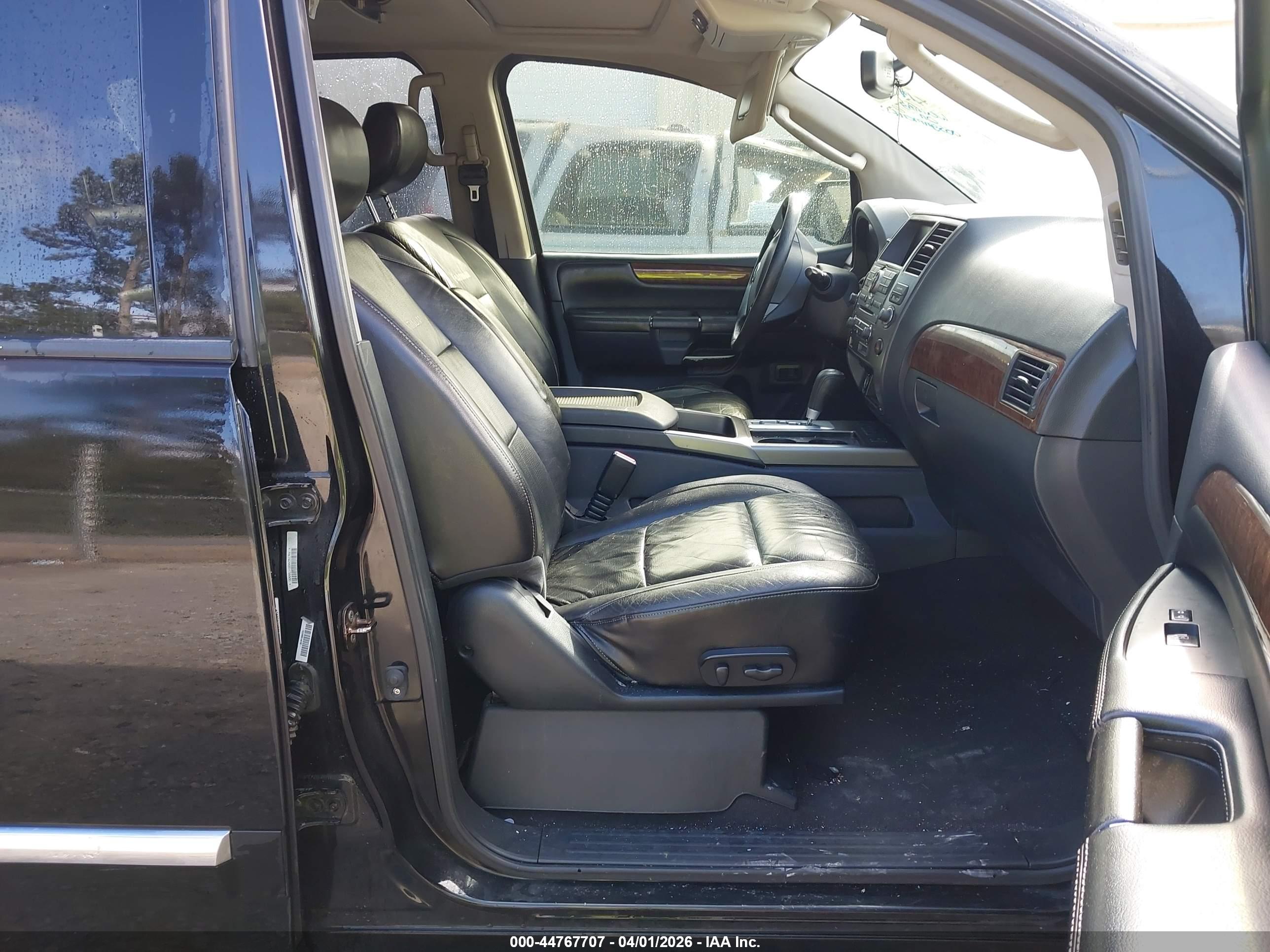NISSAN ARMADA image 5
