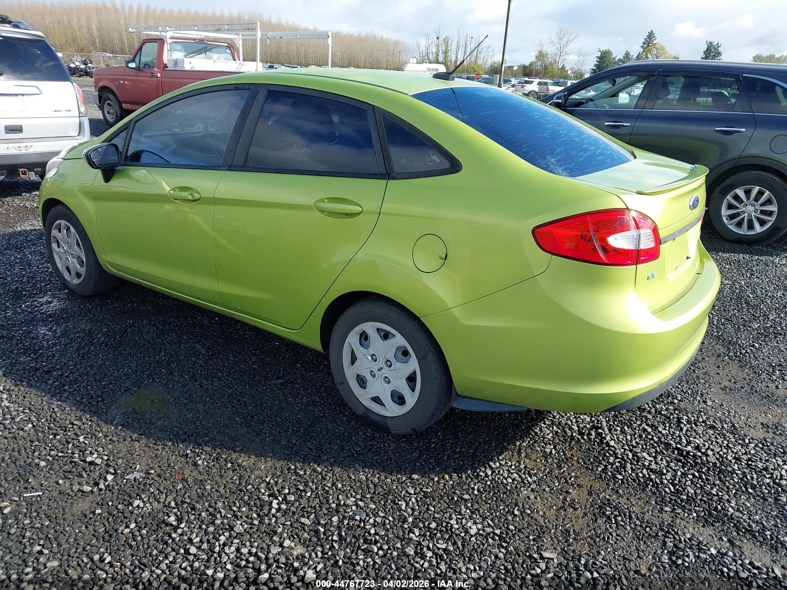 FORD FIESTA image 3