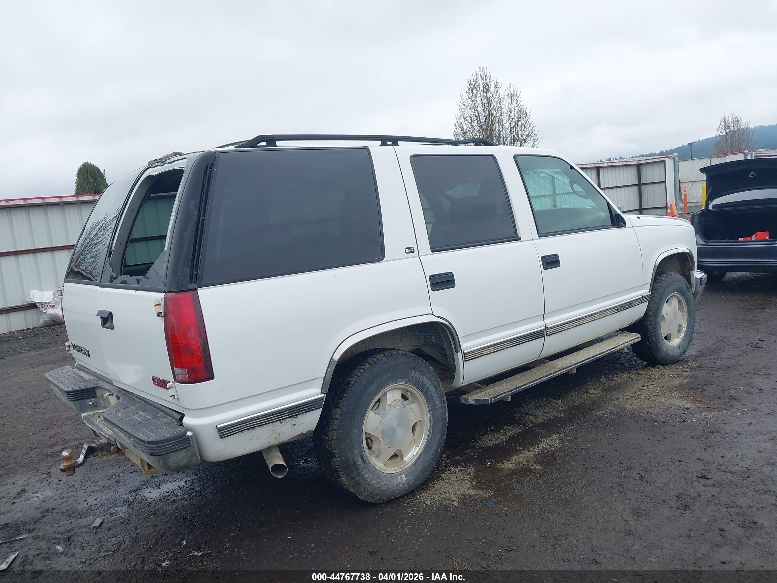 GMC YUKON image 4