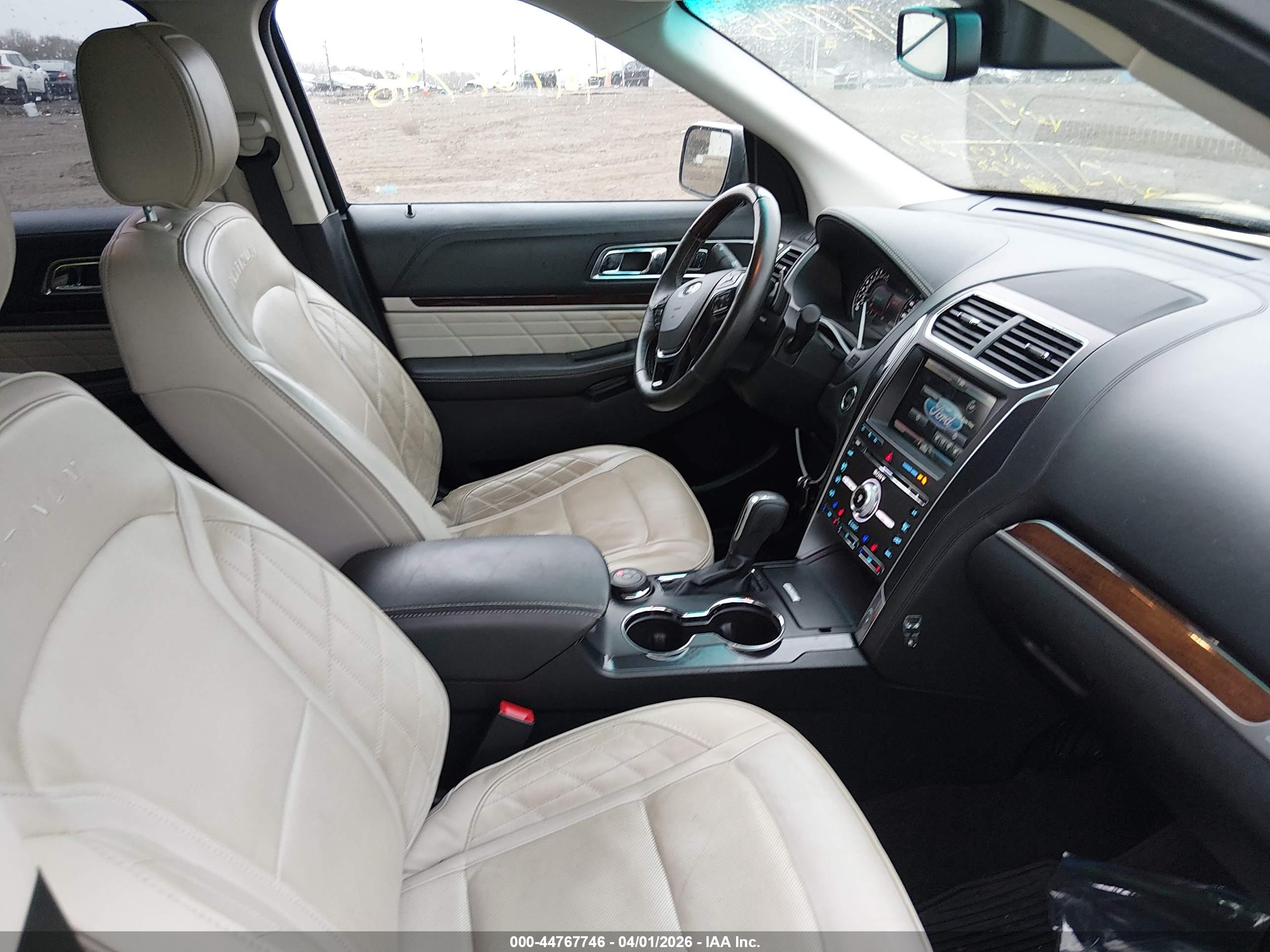 FORD EXPLORER image 5