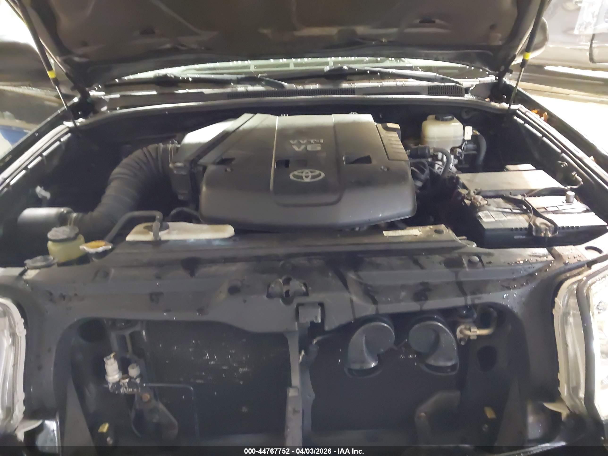 TOYOTA 4RUNNER image 10