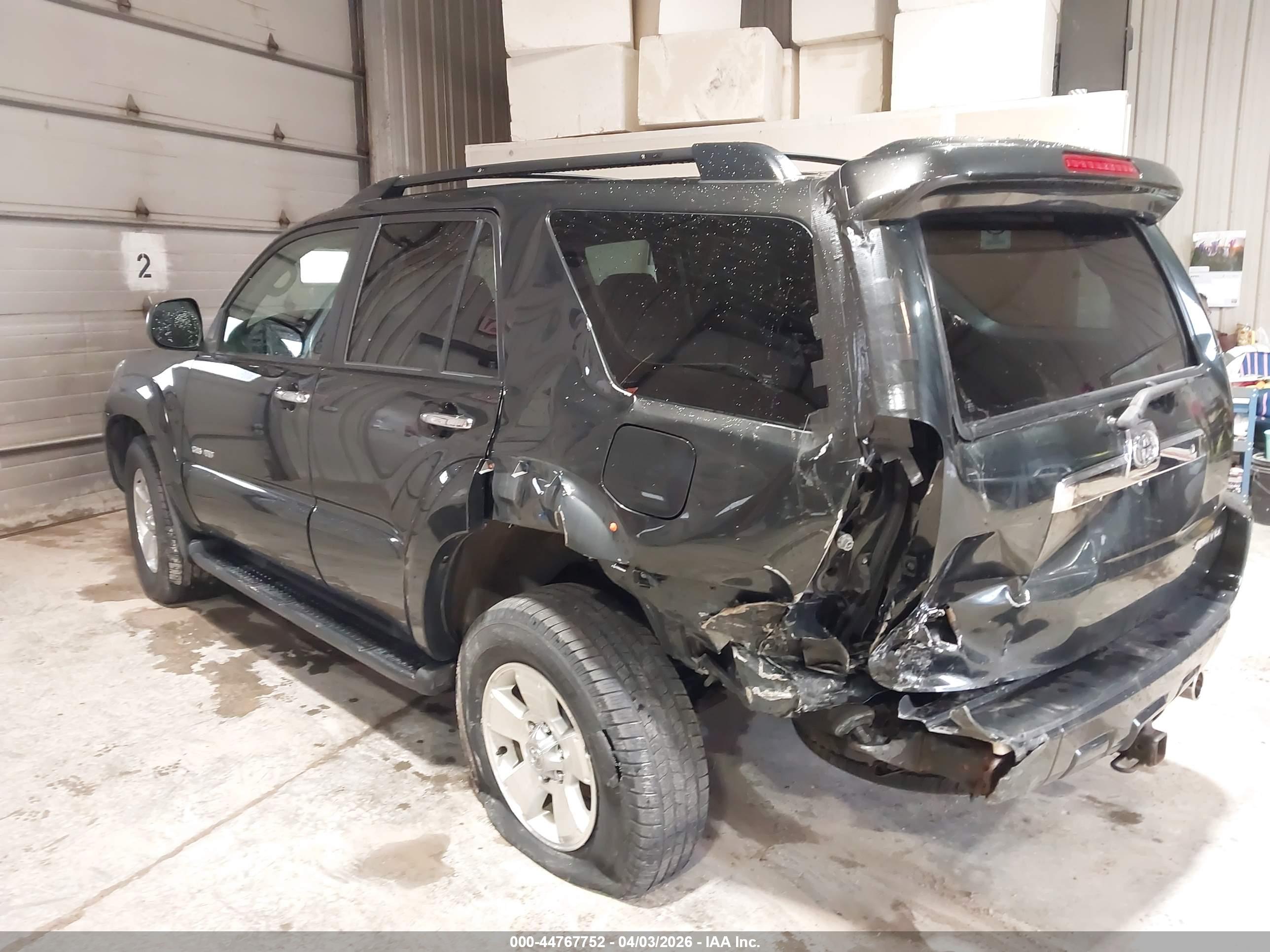 TOYOTA 4RUNNER image 3