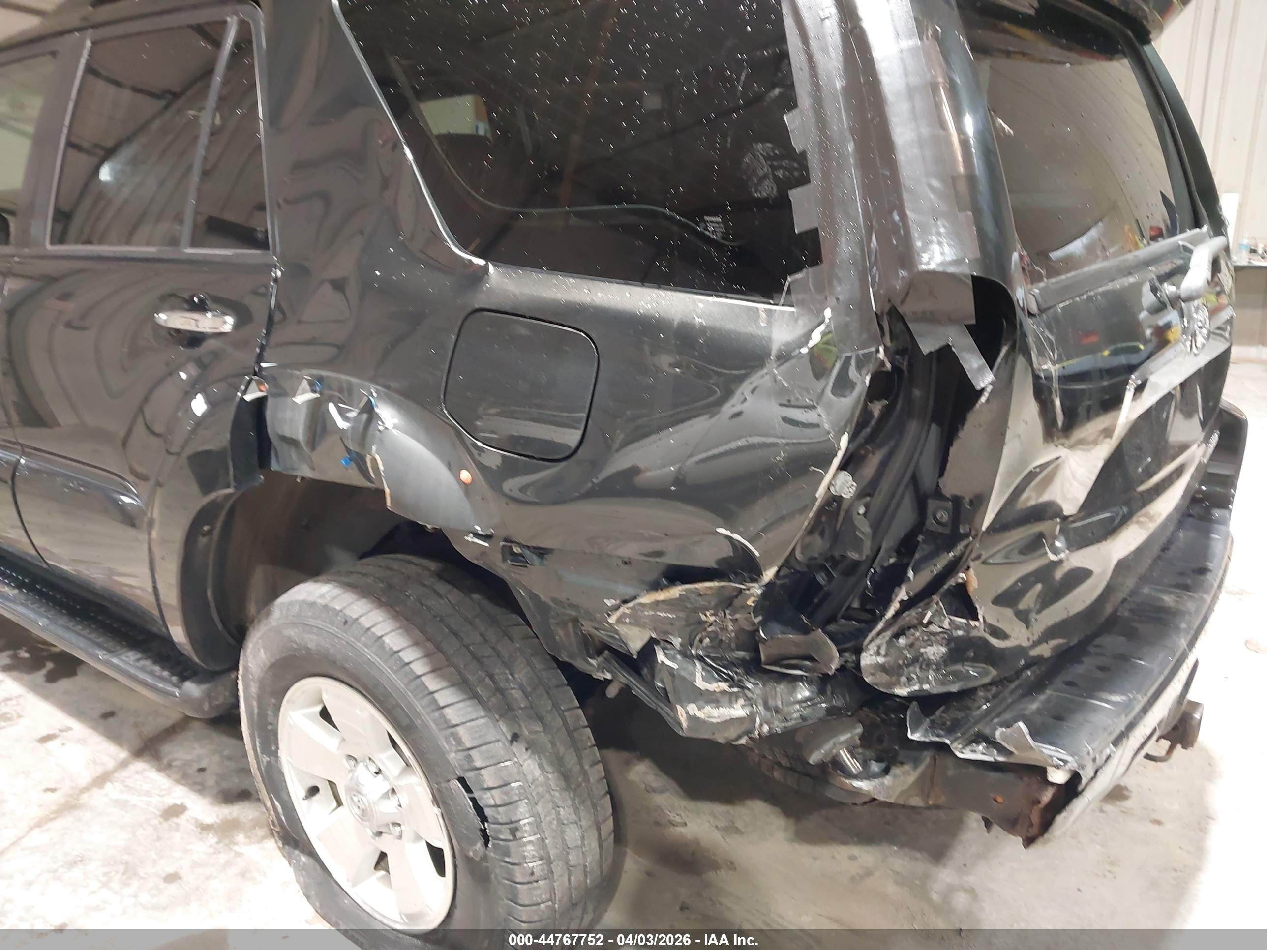 TOYOTA 4RUNNER image 6