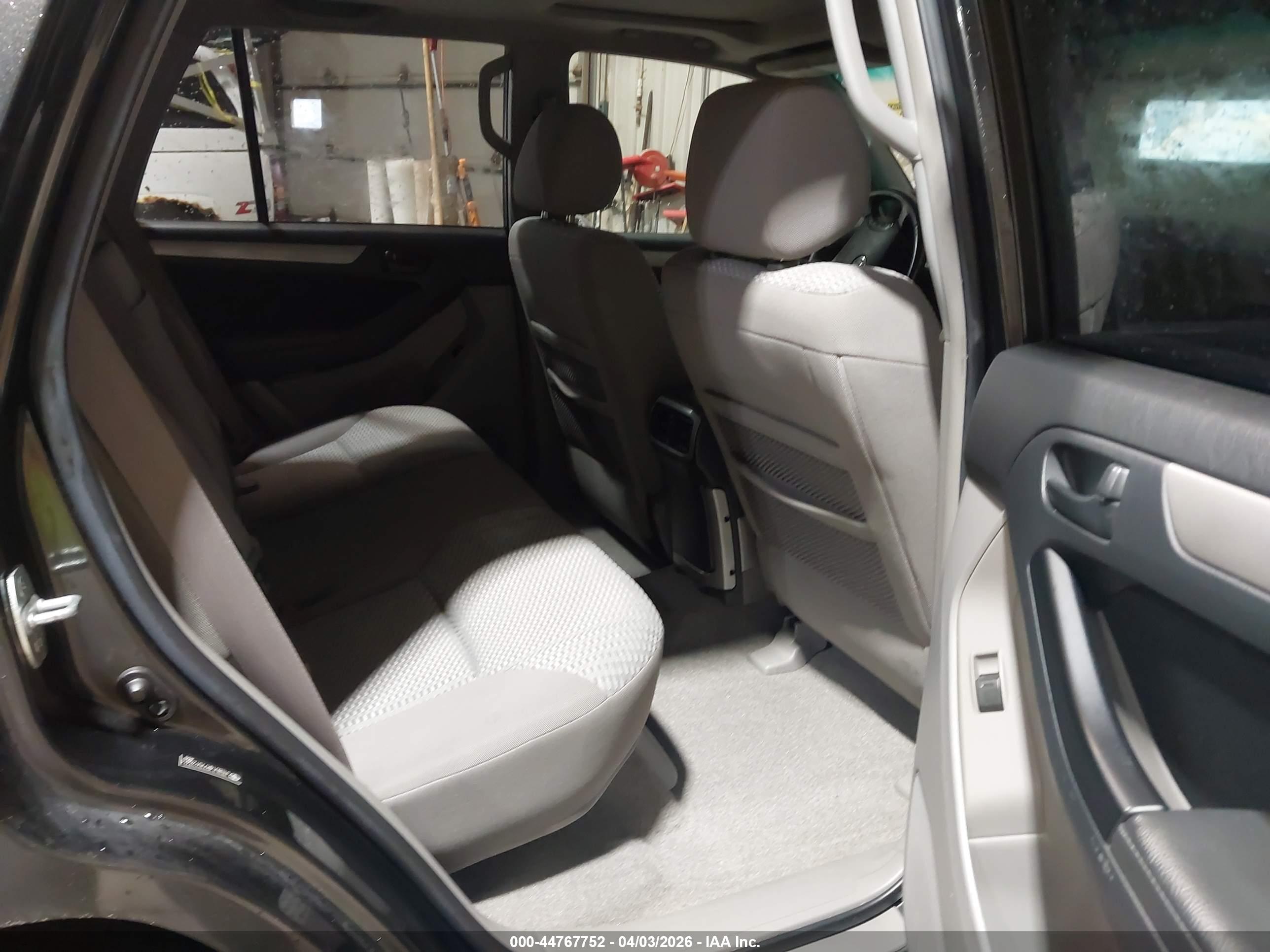 TOYOTA 4RUNNER image 8